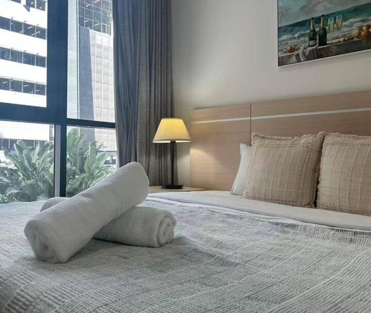 Affordable Cbd 2beds And Ducted Ac Walk To Everything *