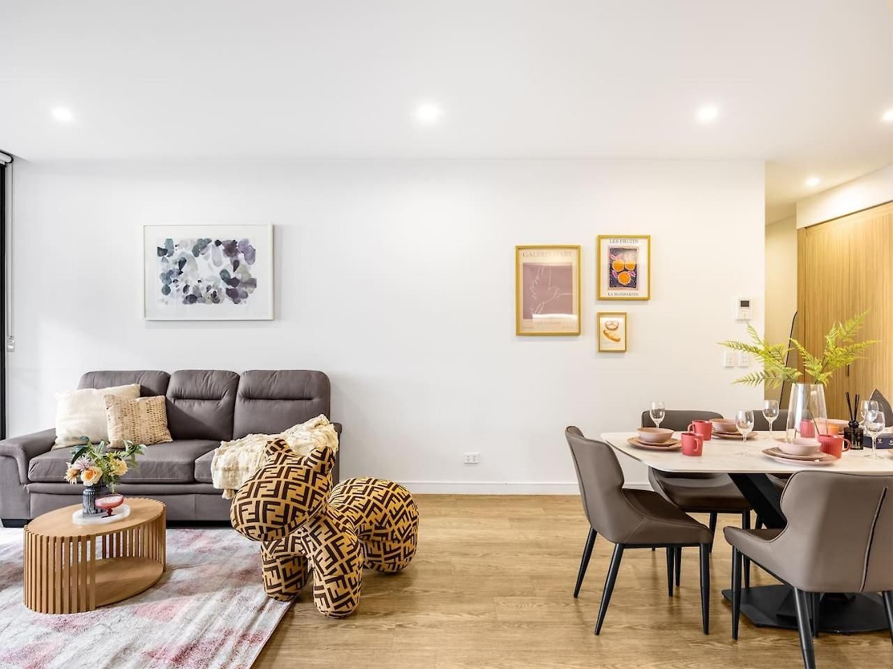 Apartment Stylish 2br Unit With Pool And Gym In South *