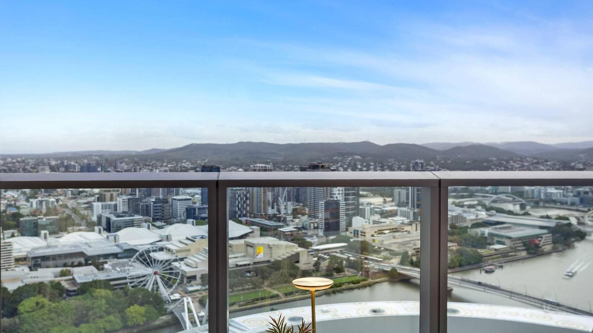 Iconic Views Queen's Wharf 2br By Casino And South Bank Apartment *
