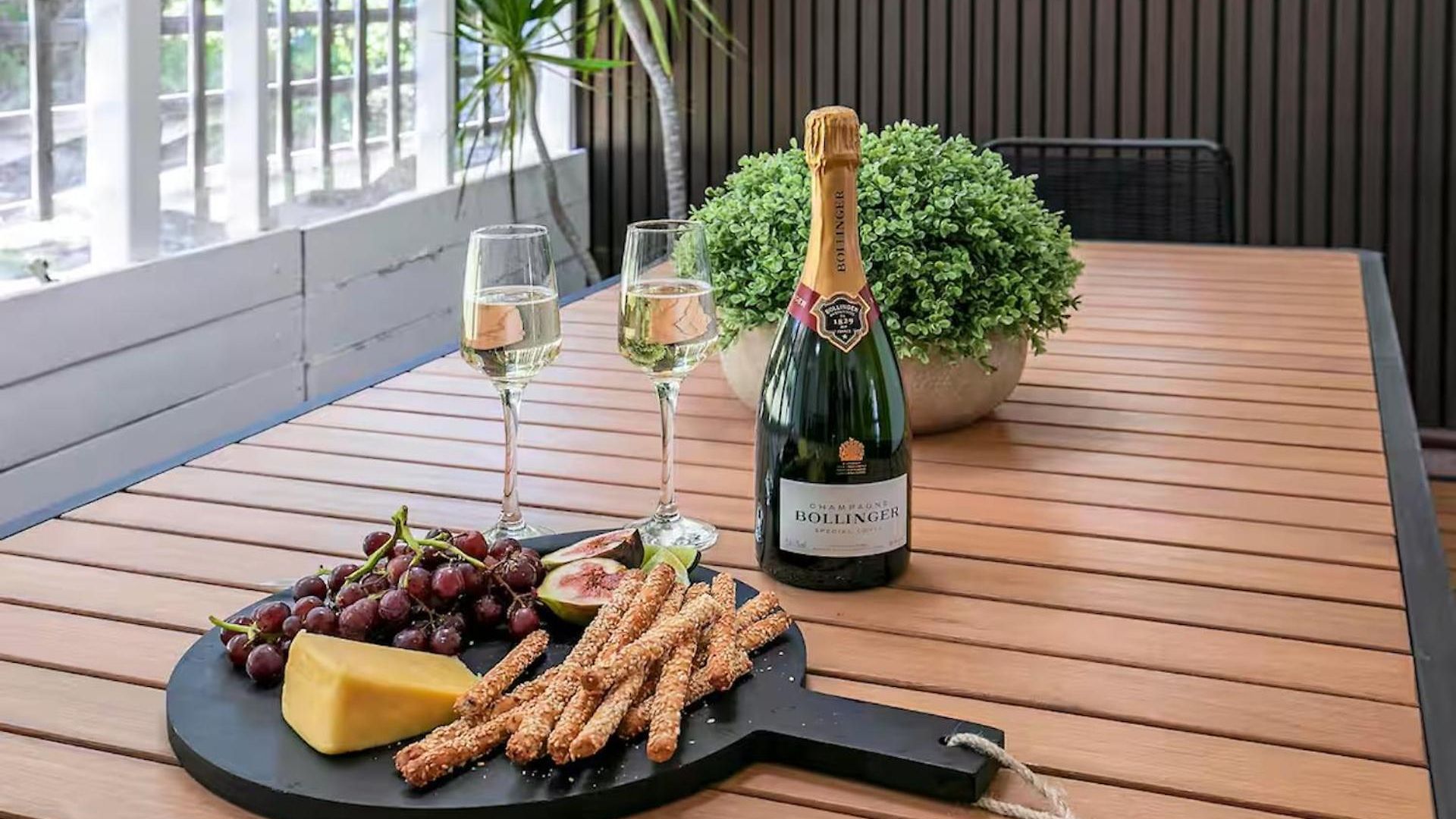 Haven Milton 4br Sleeps 10 Holiday home Brisbane