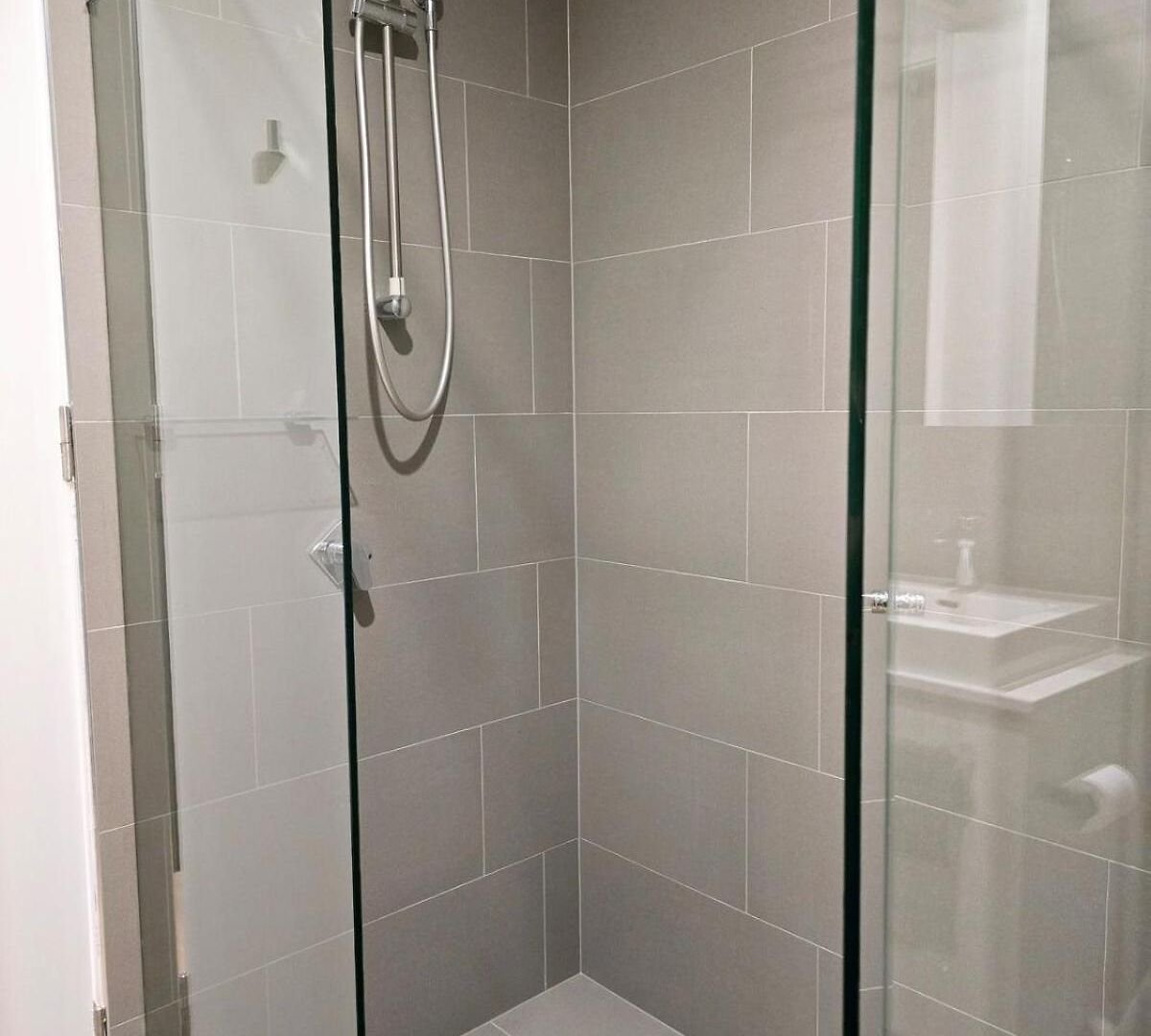 Modern Cbd With Skyline Views , Pool Gym & Free Parking * Brisbane