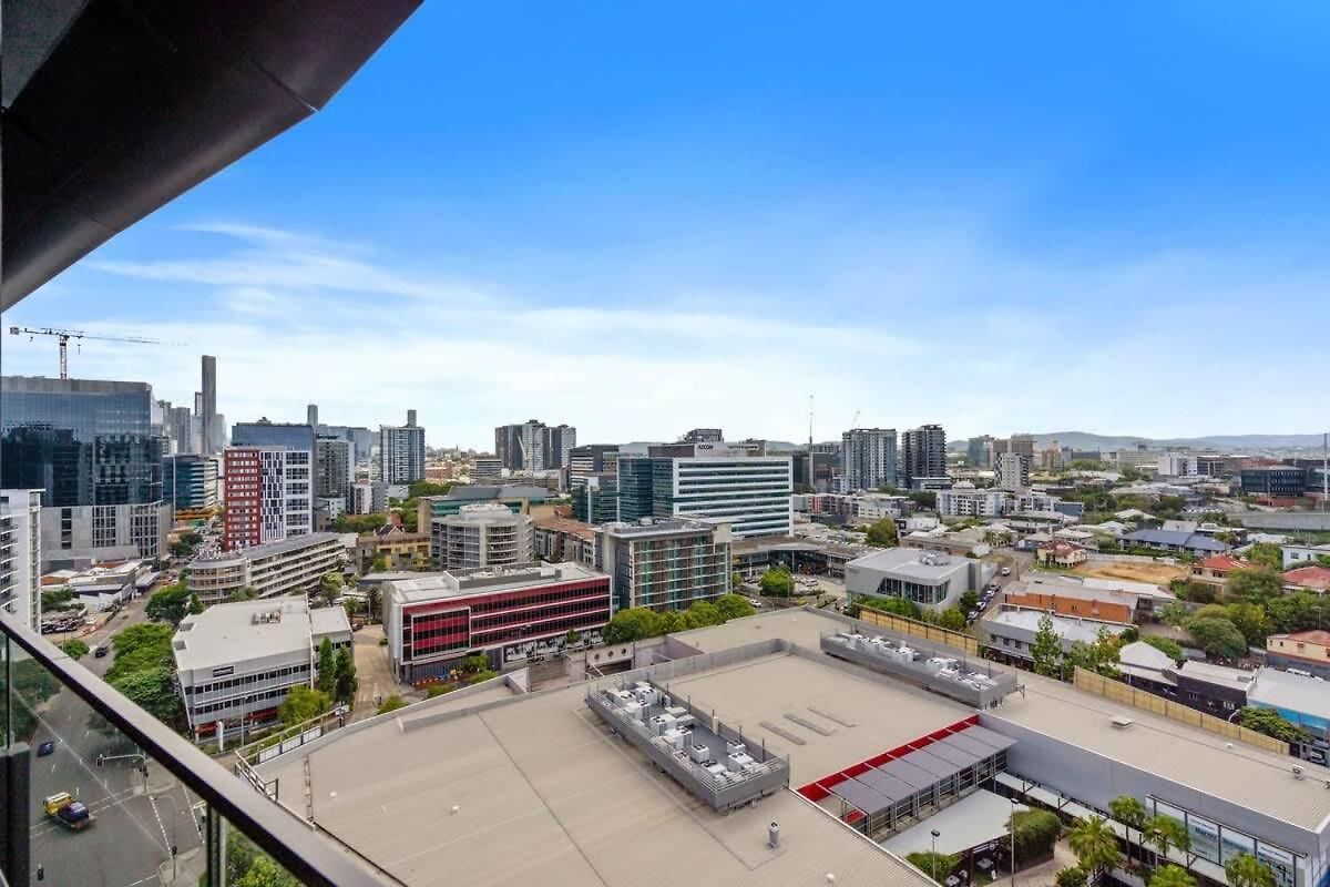 Capri - Executive 1br In Fortitude Valley Parking Apartment Brisbane