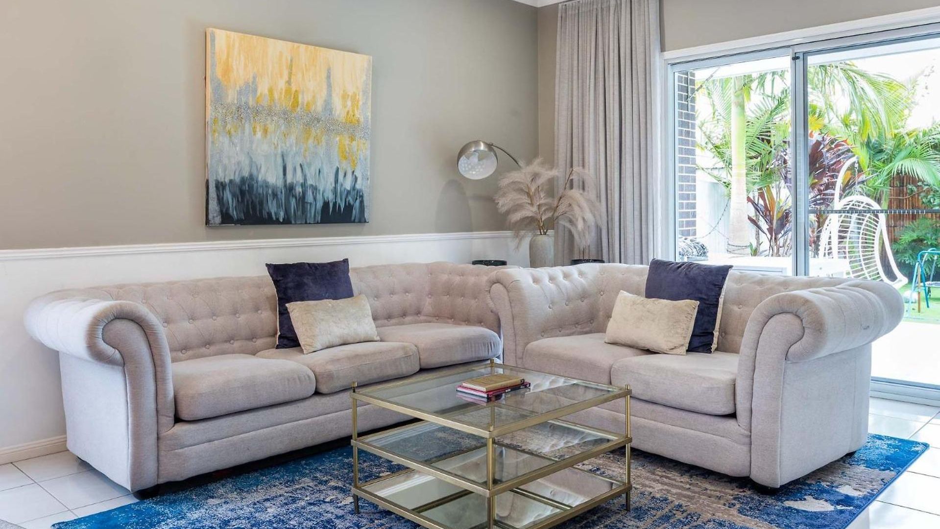 The Airport Stop Spacious House & Sky Base Holiday home Brisbane