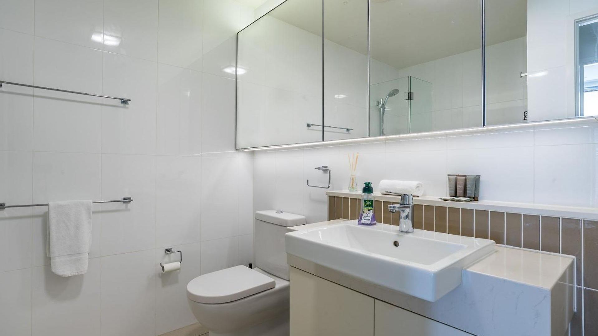 Barramul On The Park With Pool & Gym Access Apartment Brisbane