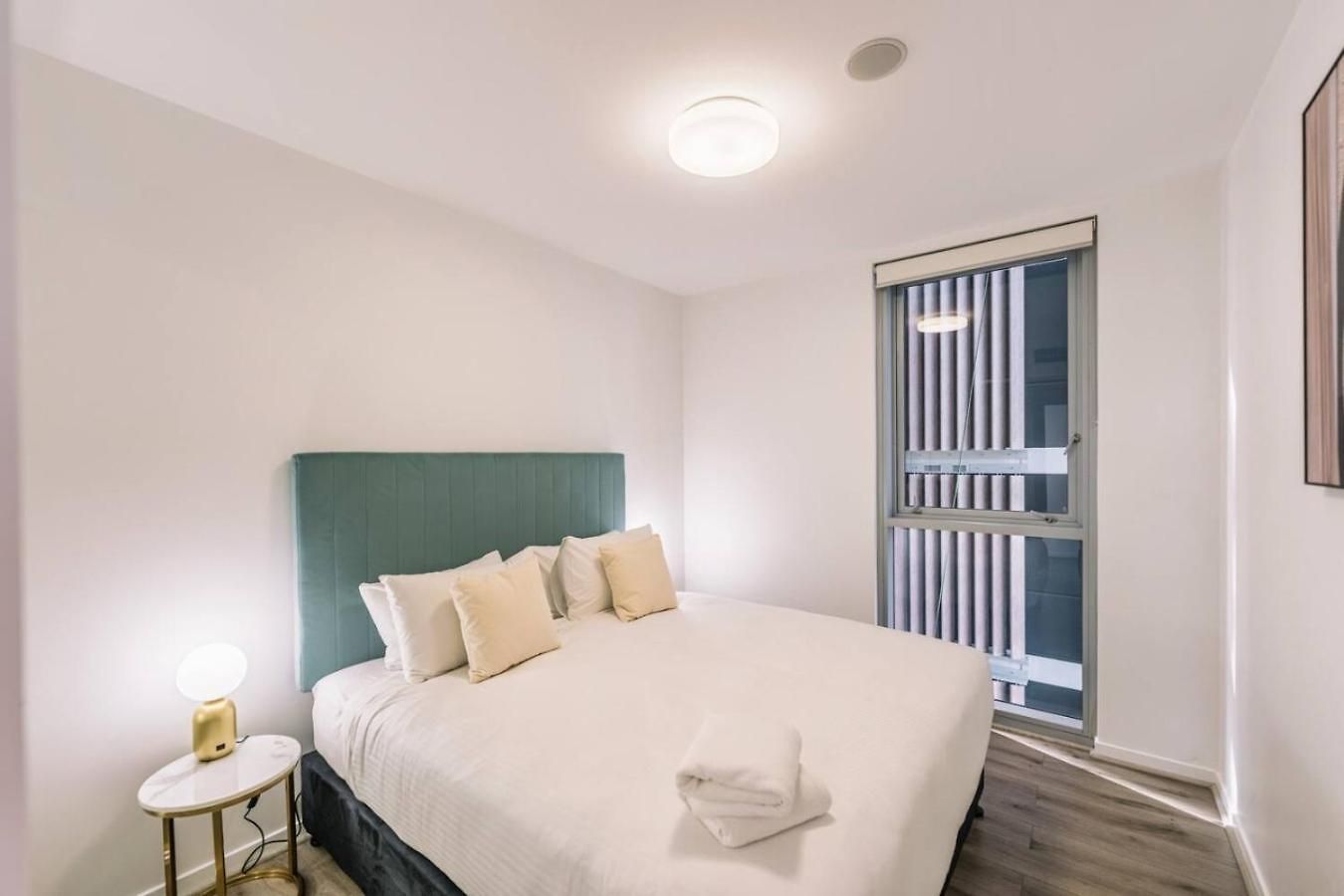 Tranquil 2 Bedroom Between Art And Sky * Brisbane