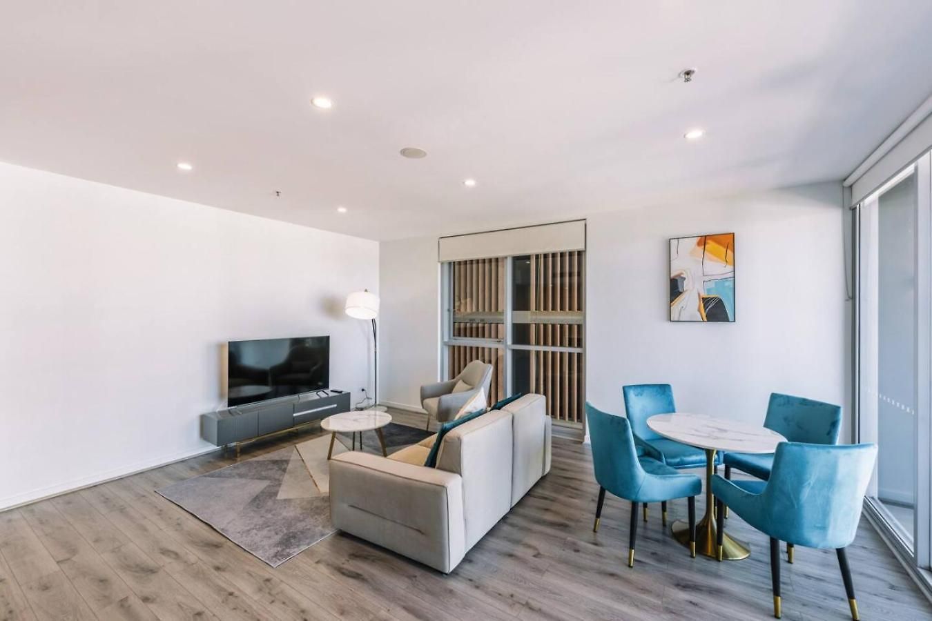 Tranquil 2 Bedroom Between Art And Sky Brisbane