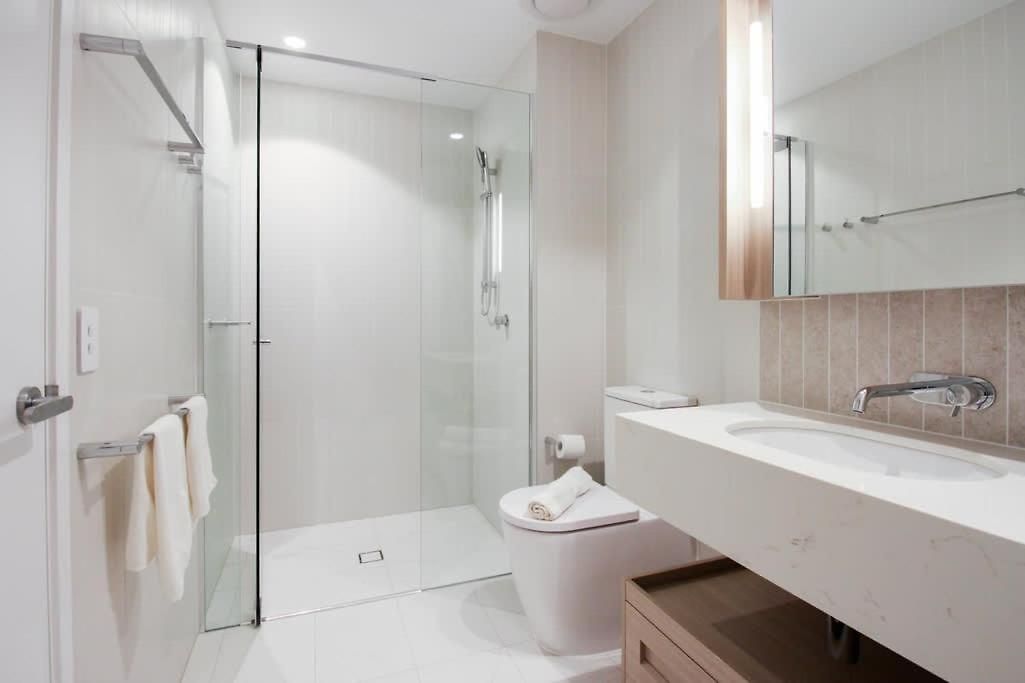35th Floor Cbd Luxury At Queens Wharf