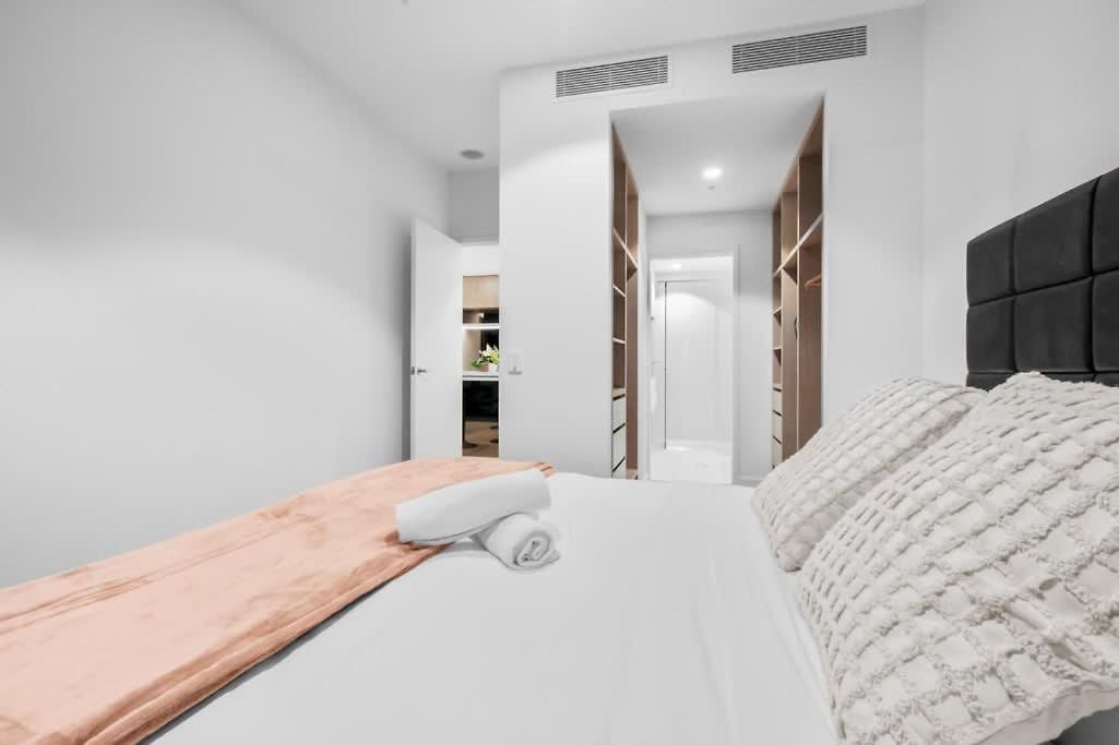 Apartment 35th Floor Cbd Luxury At Queens Wharf