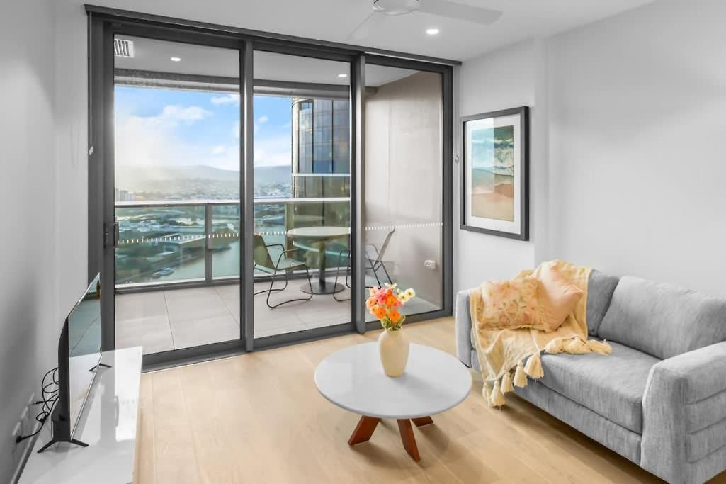 35th Floor Cbd Luxury At Queens Wharf *