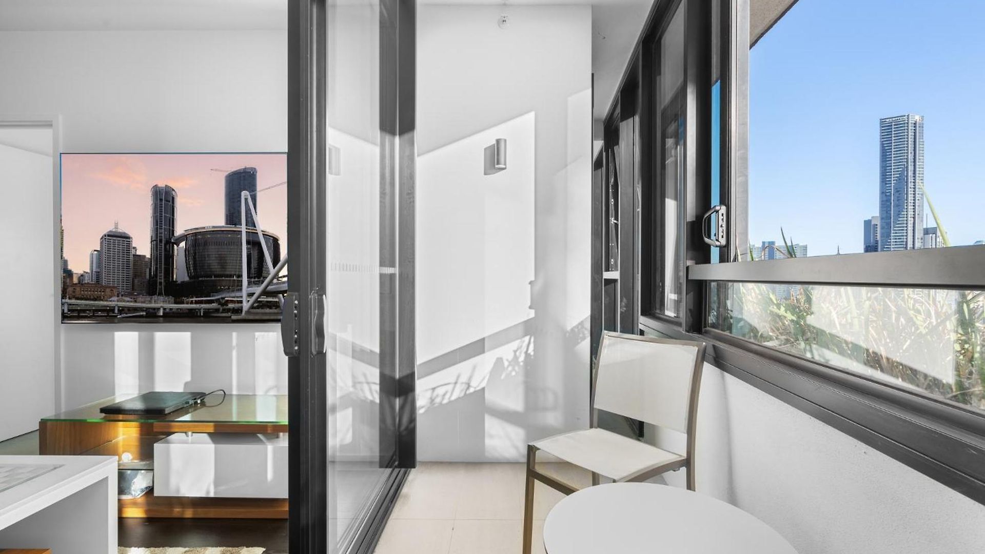 Apartment Escape With Balcony & Resort-style Amenities