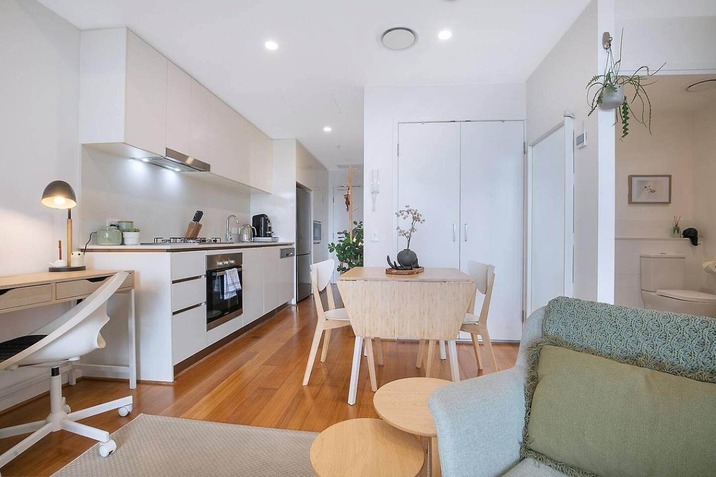 'sage Bloom' Elegant Newstead With Shared Pool * Brisbane