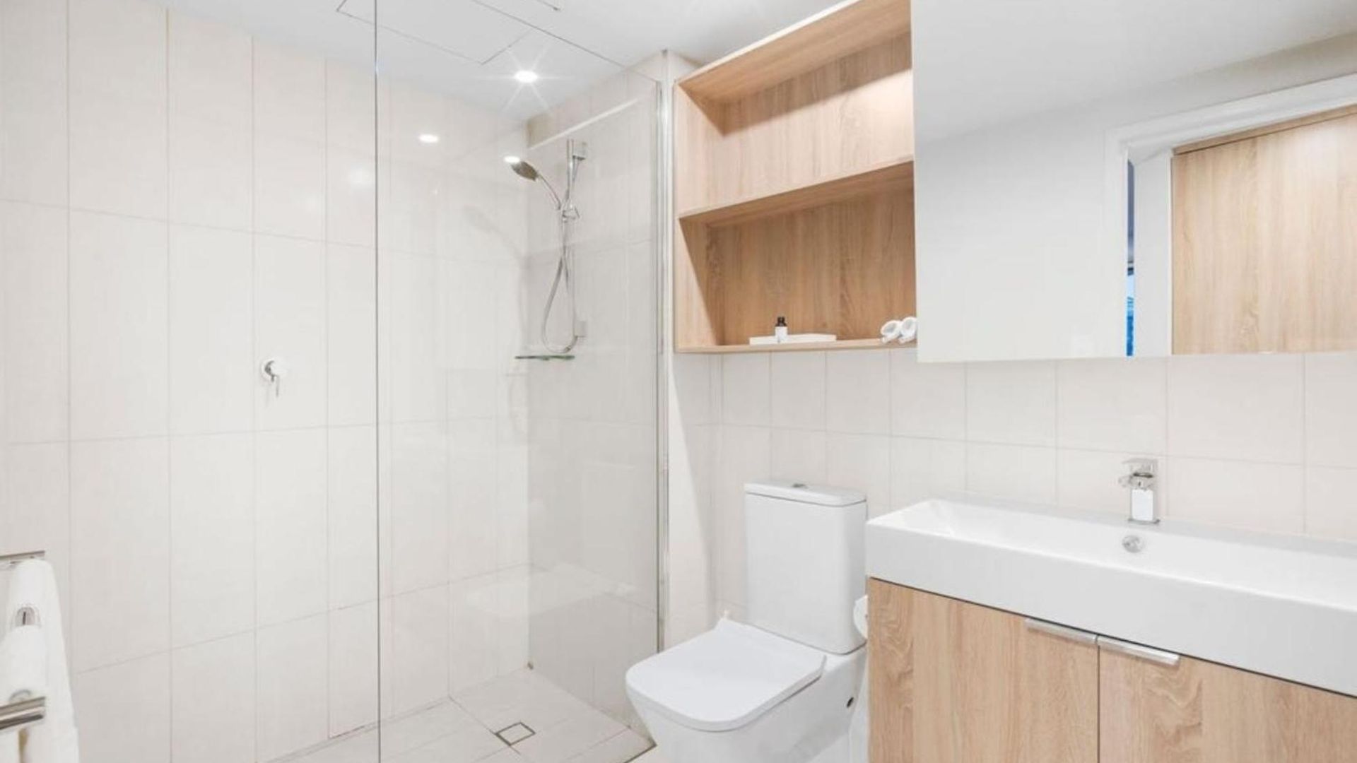Spire Residences Apartment
