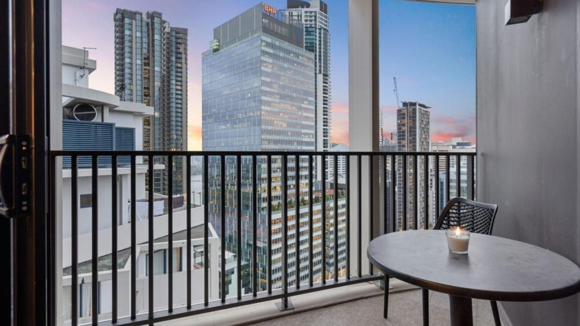 Apartment Spire Residences *