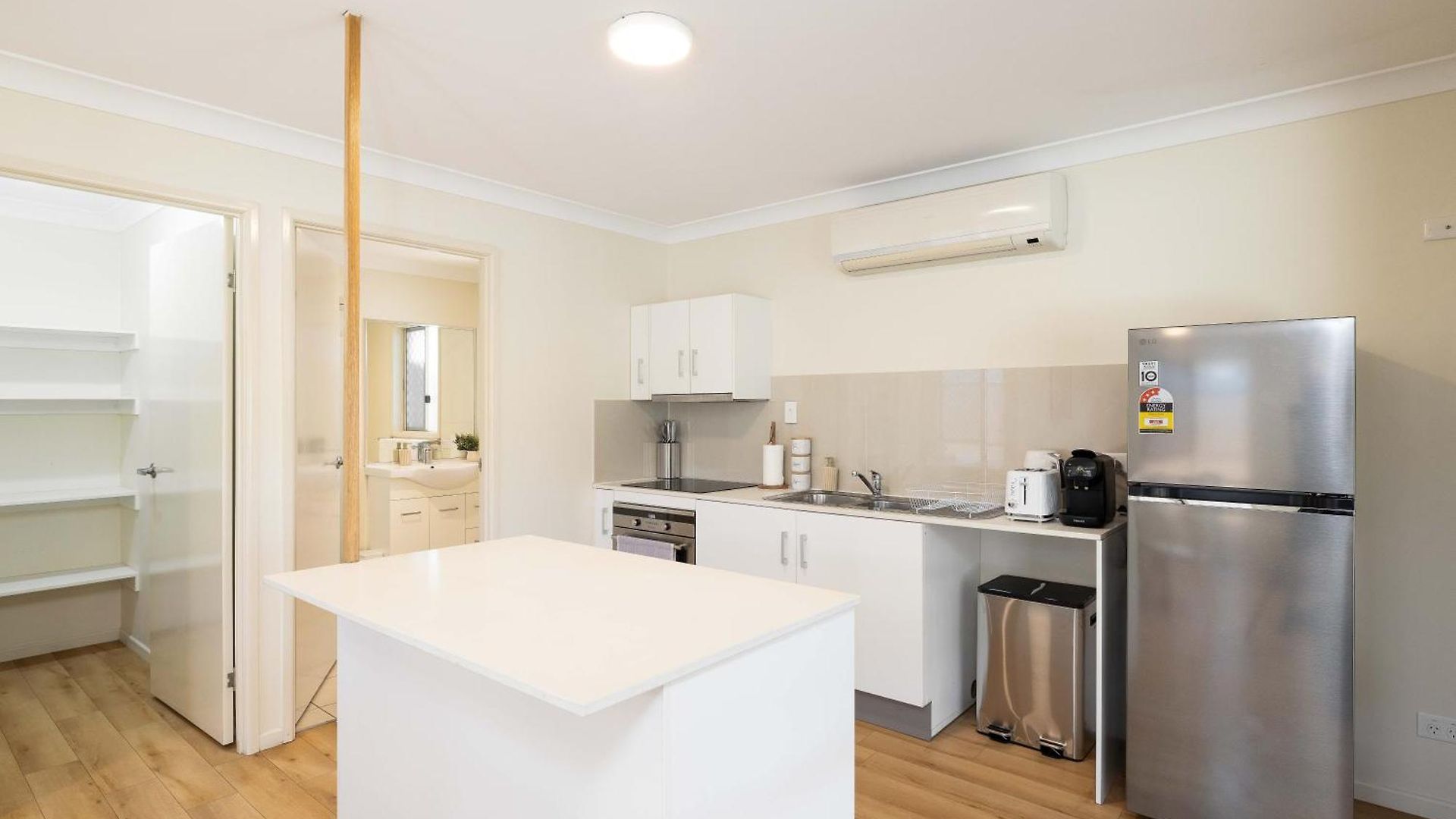 Smart Self Check-in - S Stockport Apartment