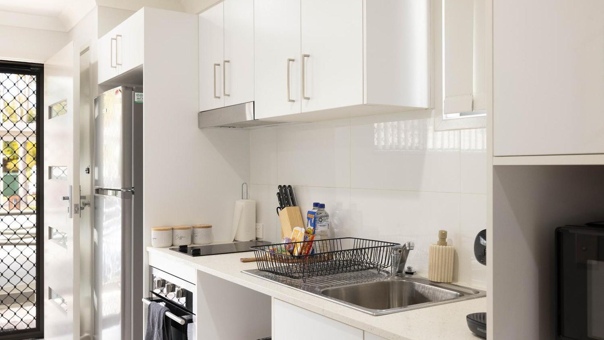 Apartment Smart Self Check-in - N Freney