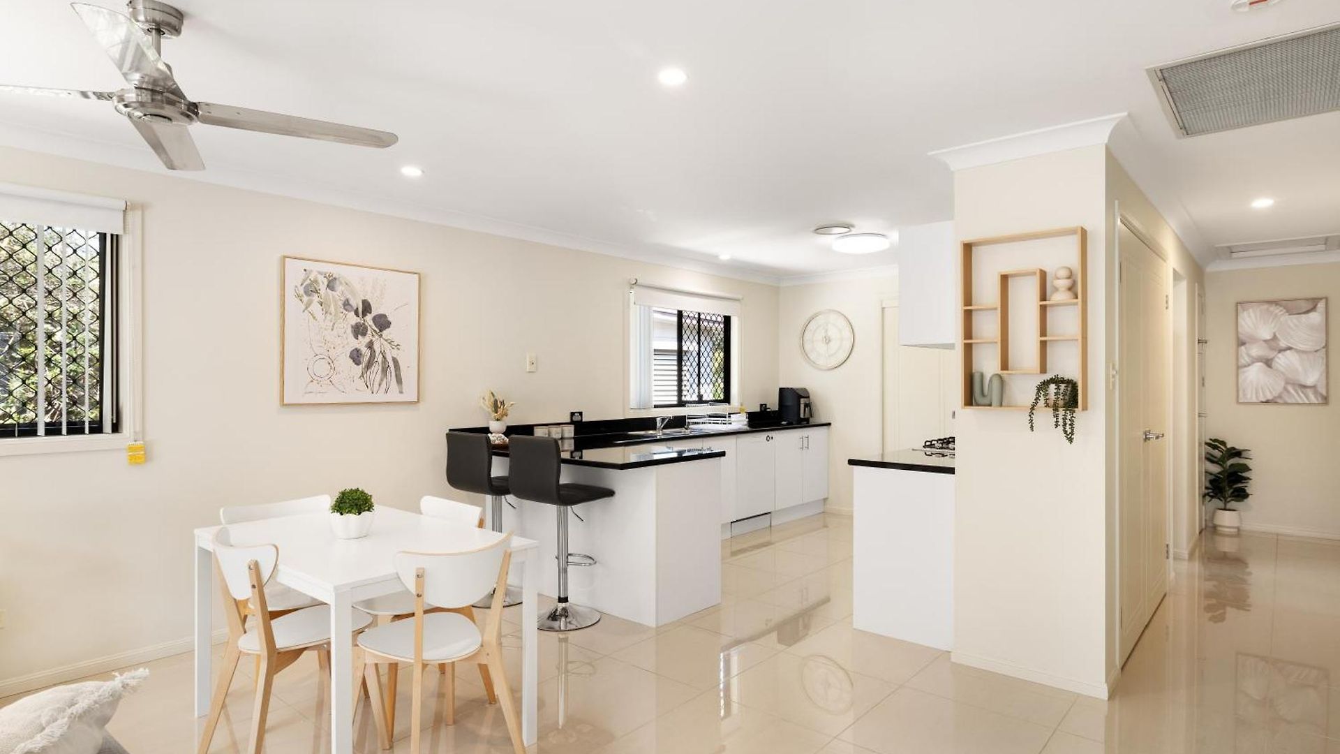 Apartment Smart Self Check-in - Sunnybank Station