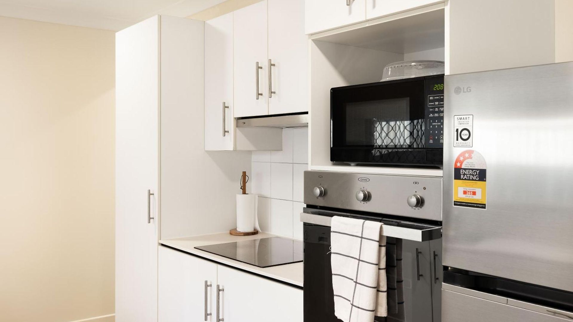Apartment Smart Self Check-in - S Stockport