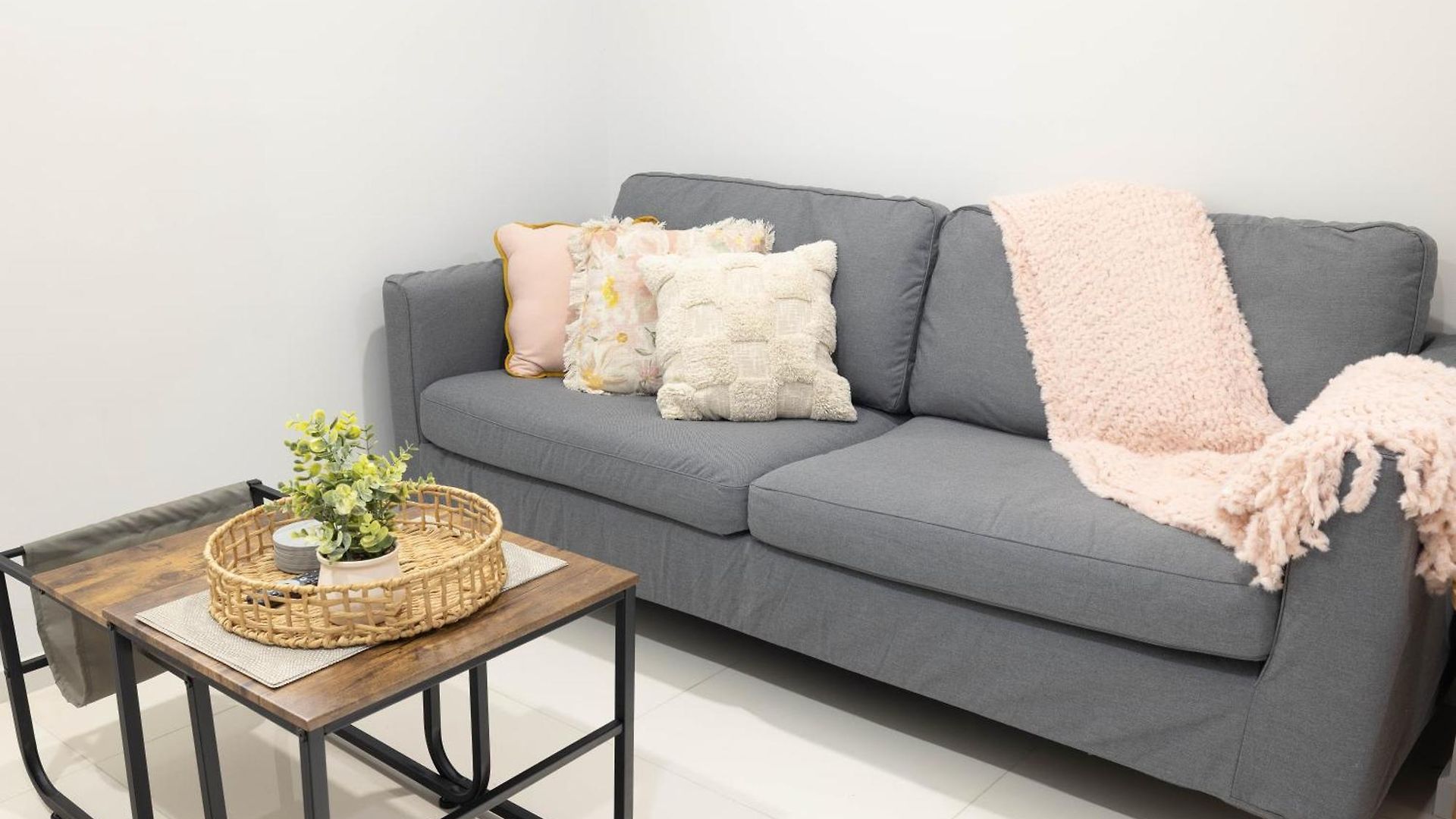 Smart Self Check-in - N Freney Apartment Brisbane