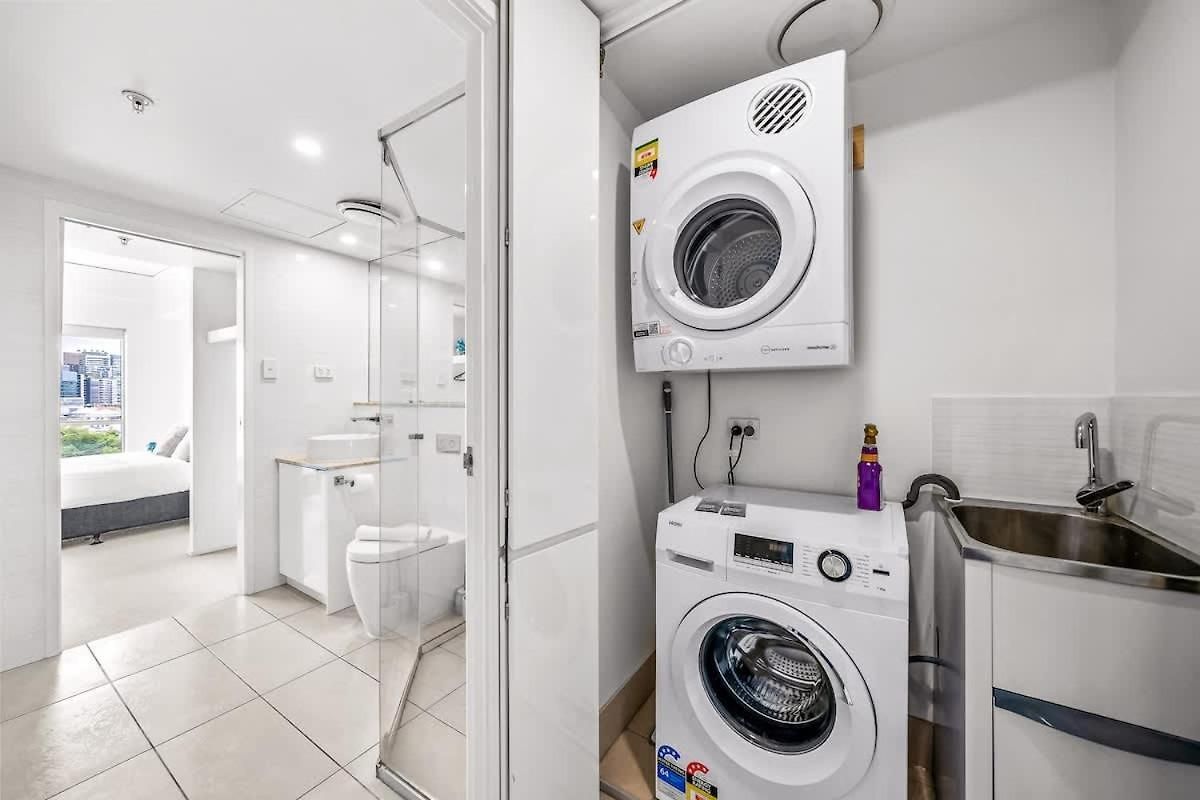 Belise - Executive 2br Elegance Parking & Pool