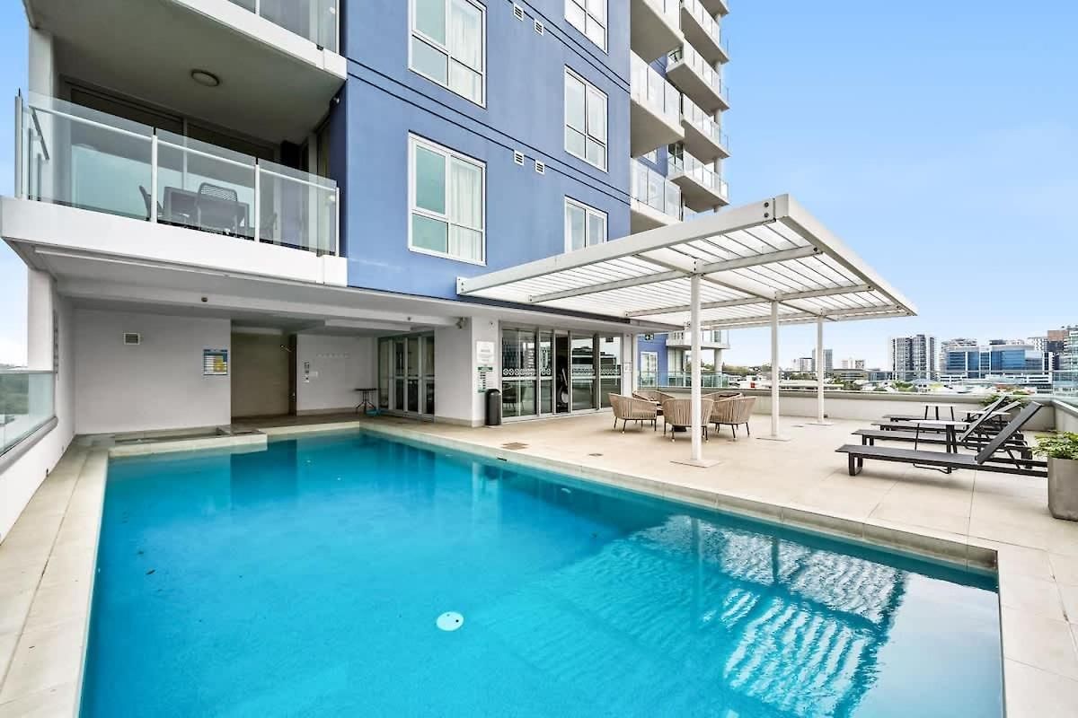Belise - Executive 2br Elegance Parking & Pool * Brisbane