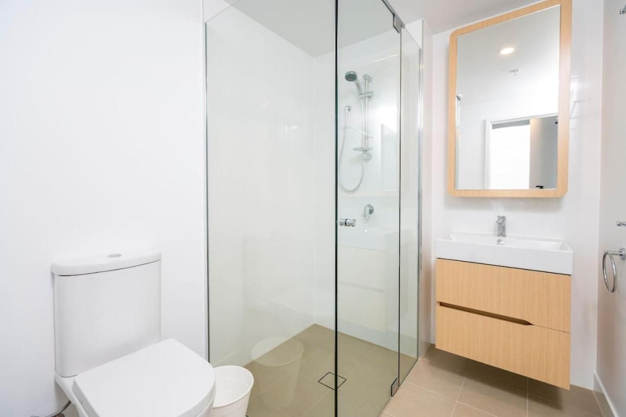 Stylish Decor 2br South Gym Pool Cine Bo12510 Brisbane