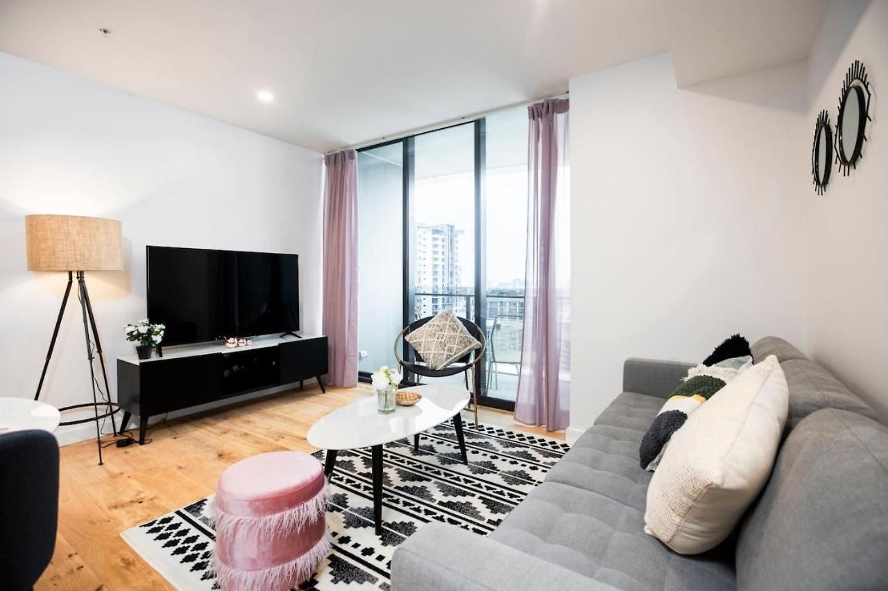 Stylish Decor 2br South Gym Pool Cine Bo12510 *