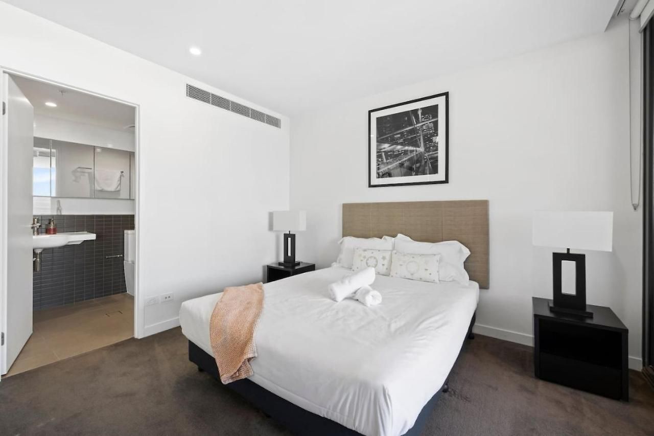 Apartment Milton 2br Mt 1905 Brisbane
