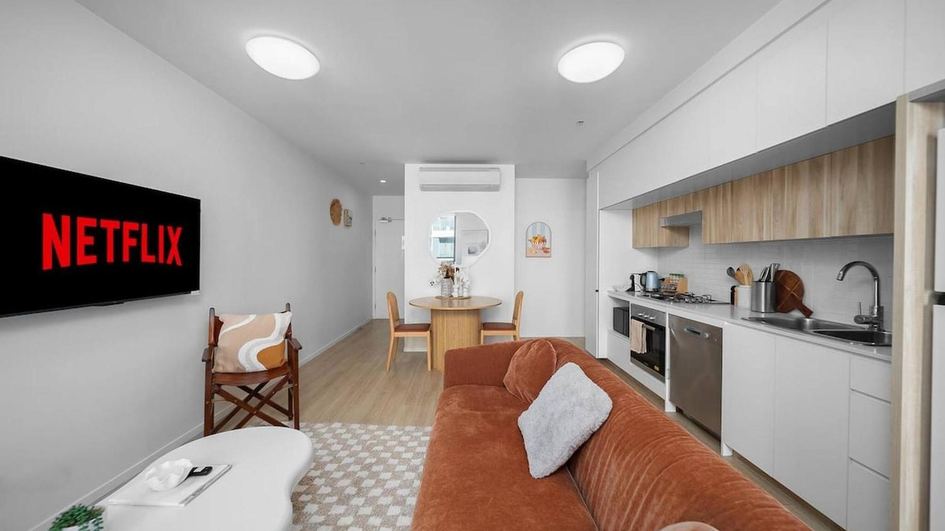 Apartment 2br In Proximity Hamilton With Carpark *