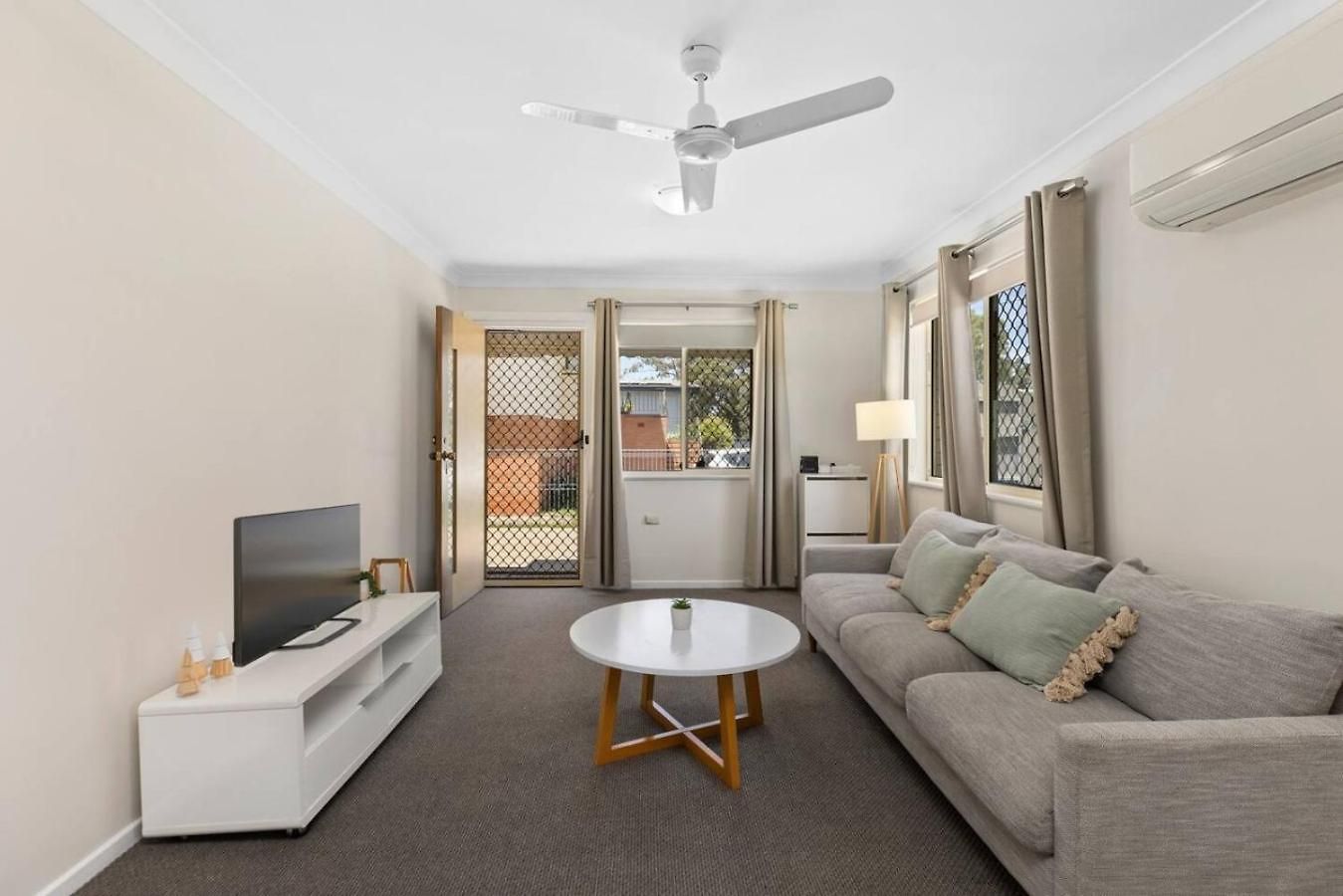 Apartment Duplex With 2 Private Homes Dual Units Acacia1&2 Brisbane