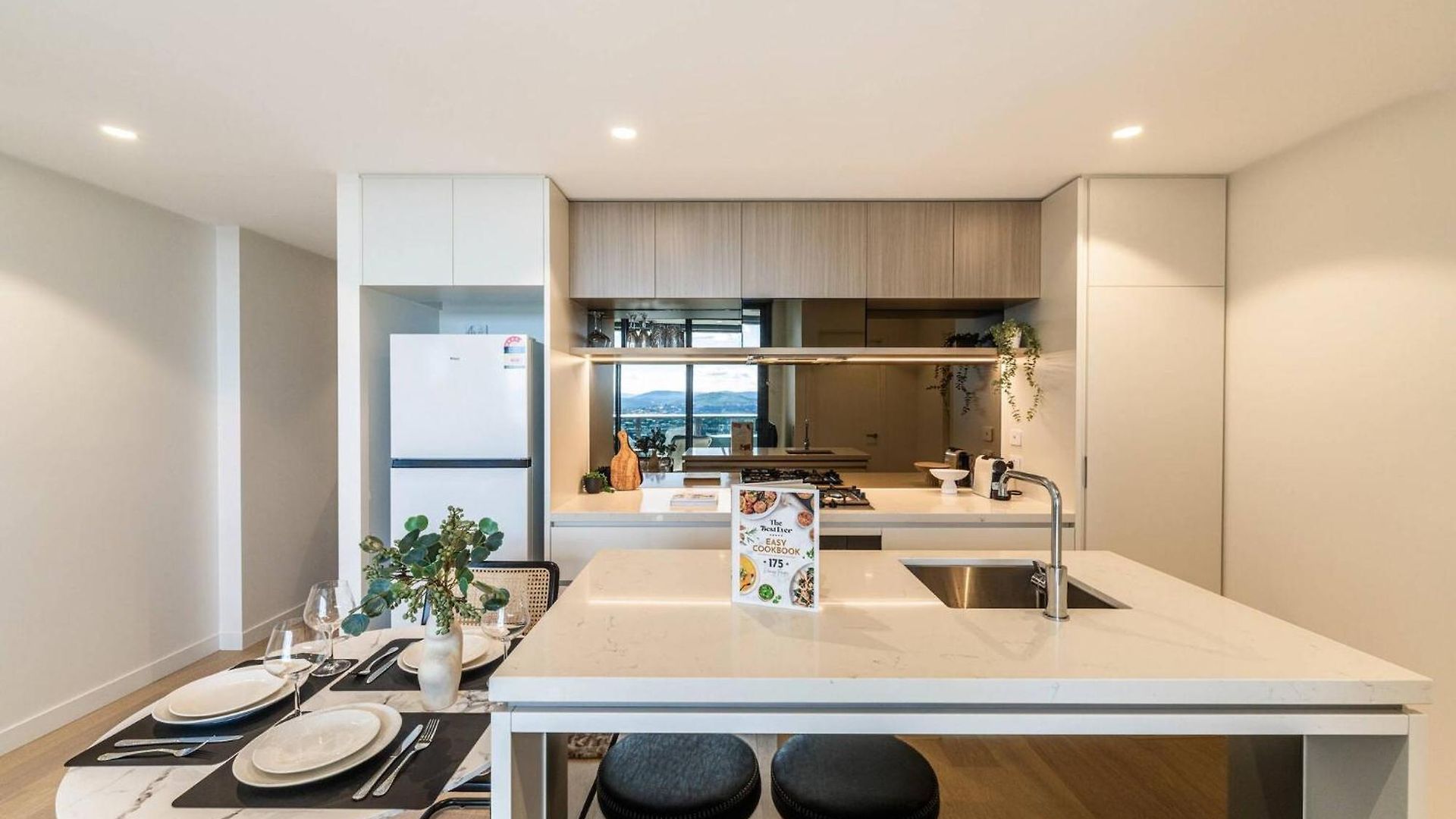 1br In Queen's Wharf Lv 29 With Sofa Bed And Carpark Apartment *