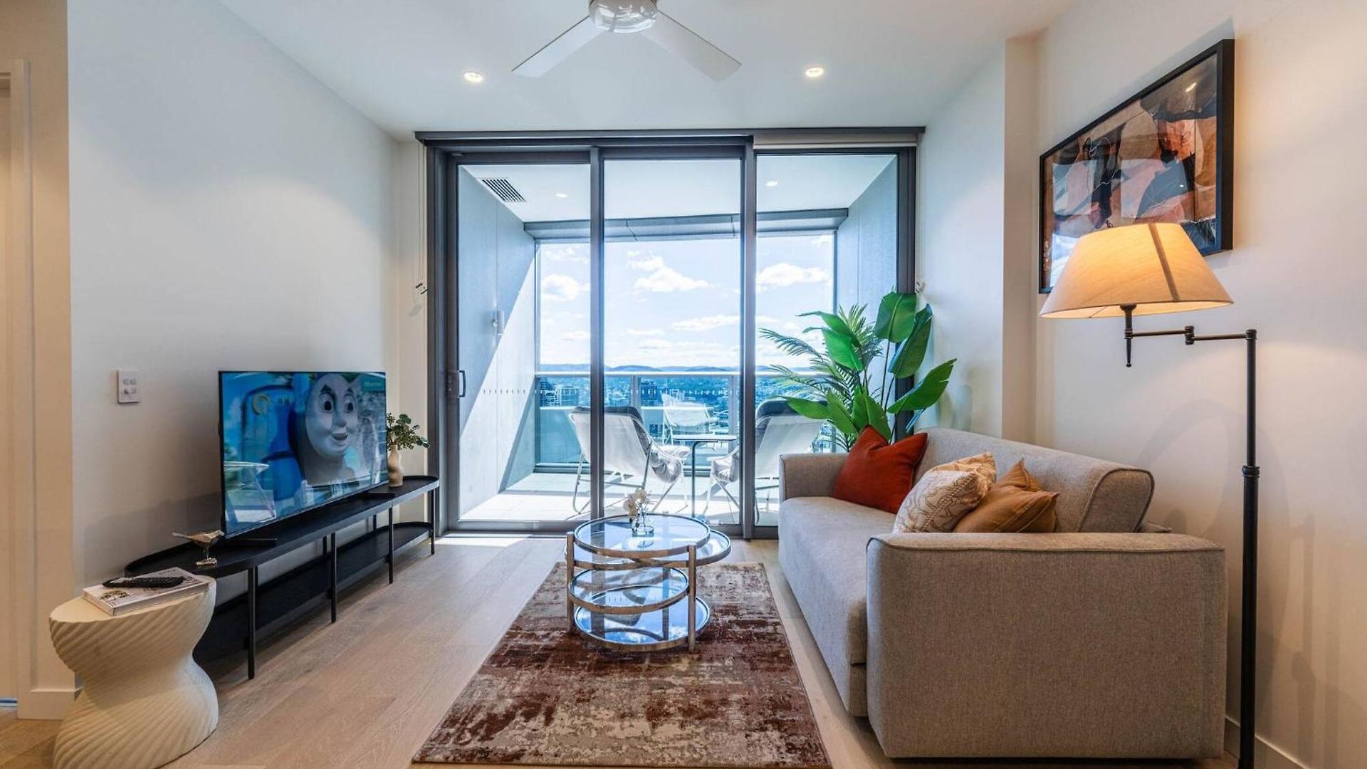 1br In Queen's Wharf Lv 29 With Sofa Bed And Carpark Apartment *