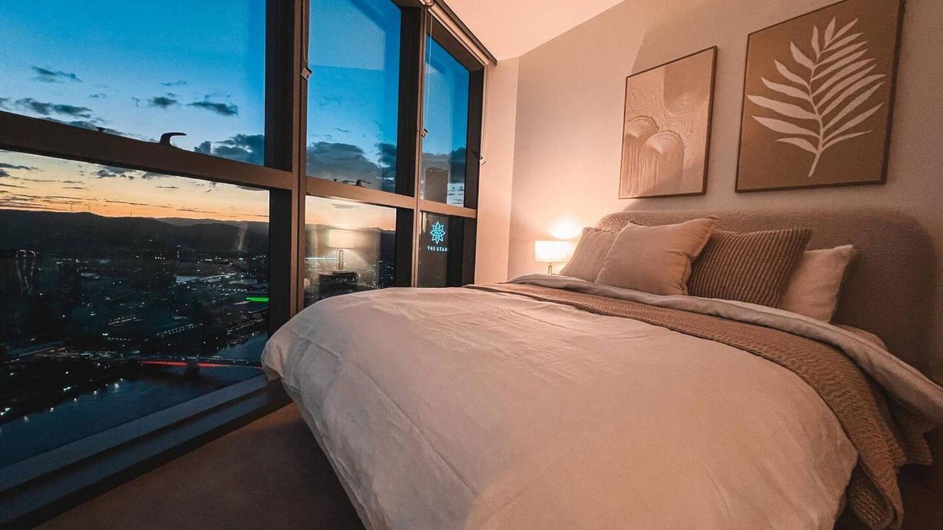 Level 46 Luxury Queens Wharf With Unblocked Southbank & River View Apartment Brisbane