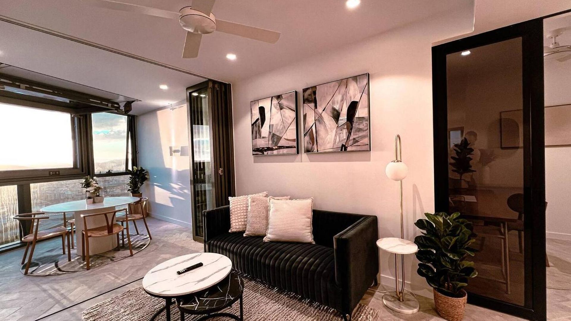 Level 46 Luxury Queens Wharf With Unblocked Southbank & River View * Brisbane