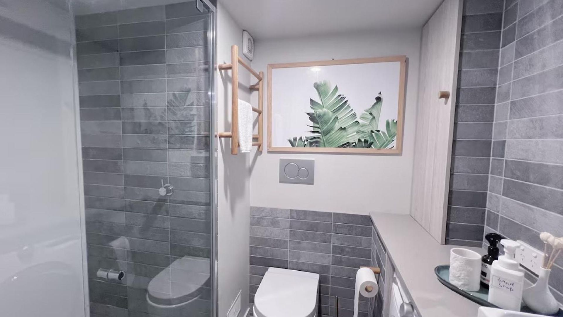 Apartment The New Yorker Loft Cbd Sleeps 5 Brisbane