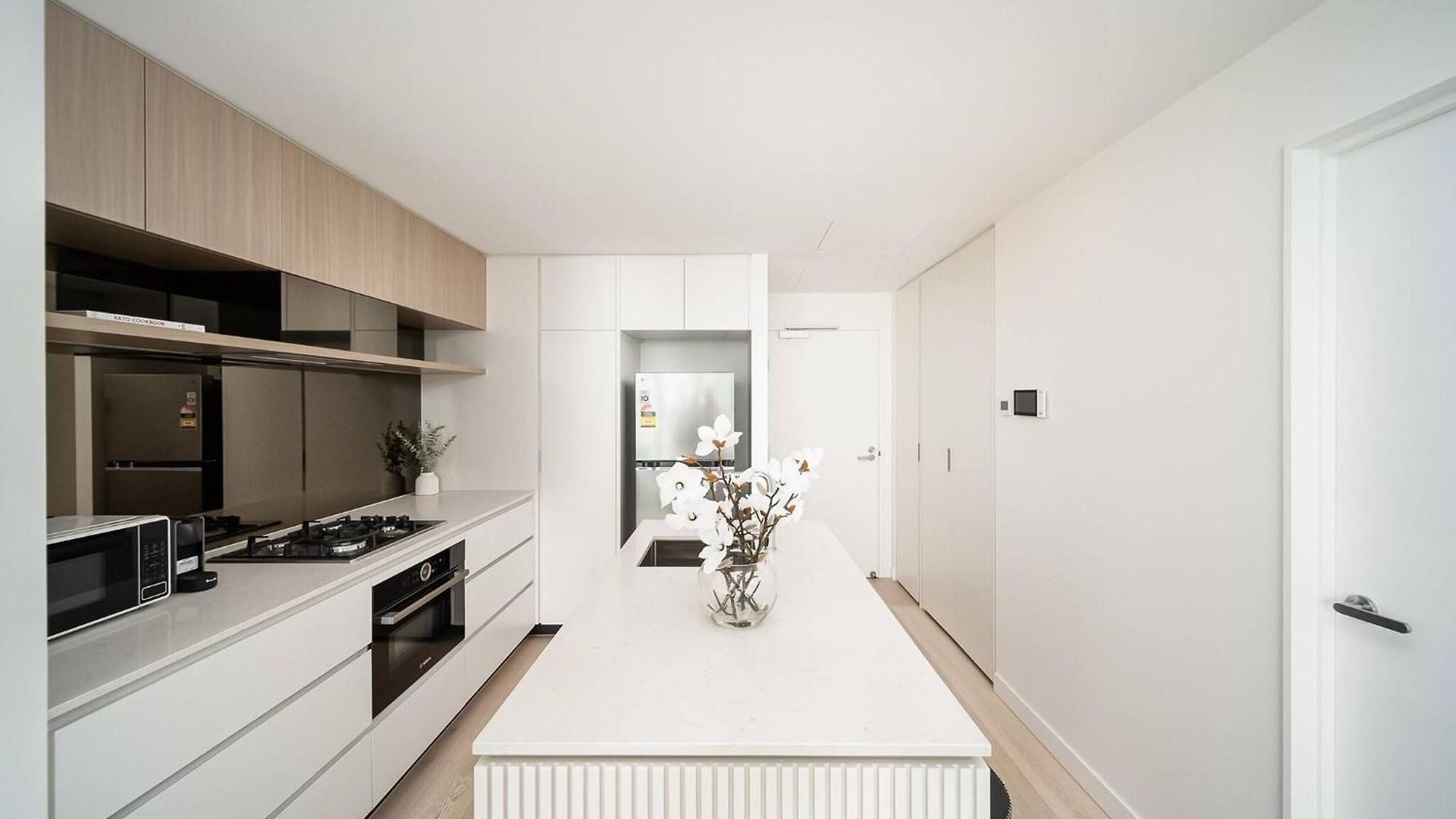 Apartment 1bd With Sofa Bed In Queen's Wharf - Level 17 With View