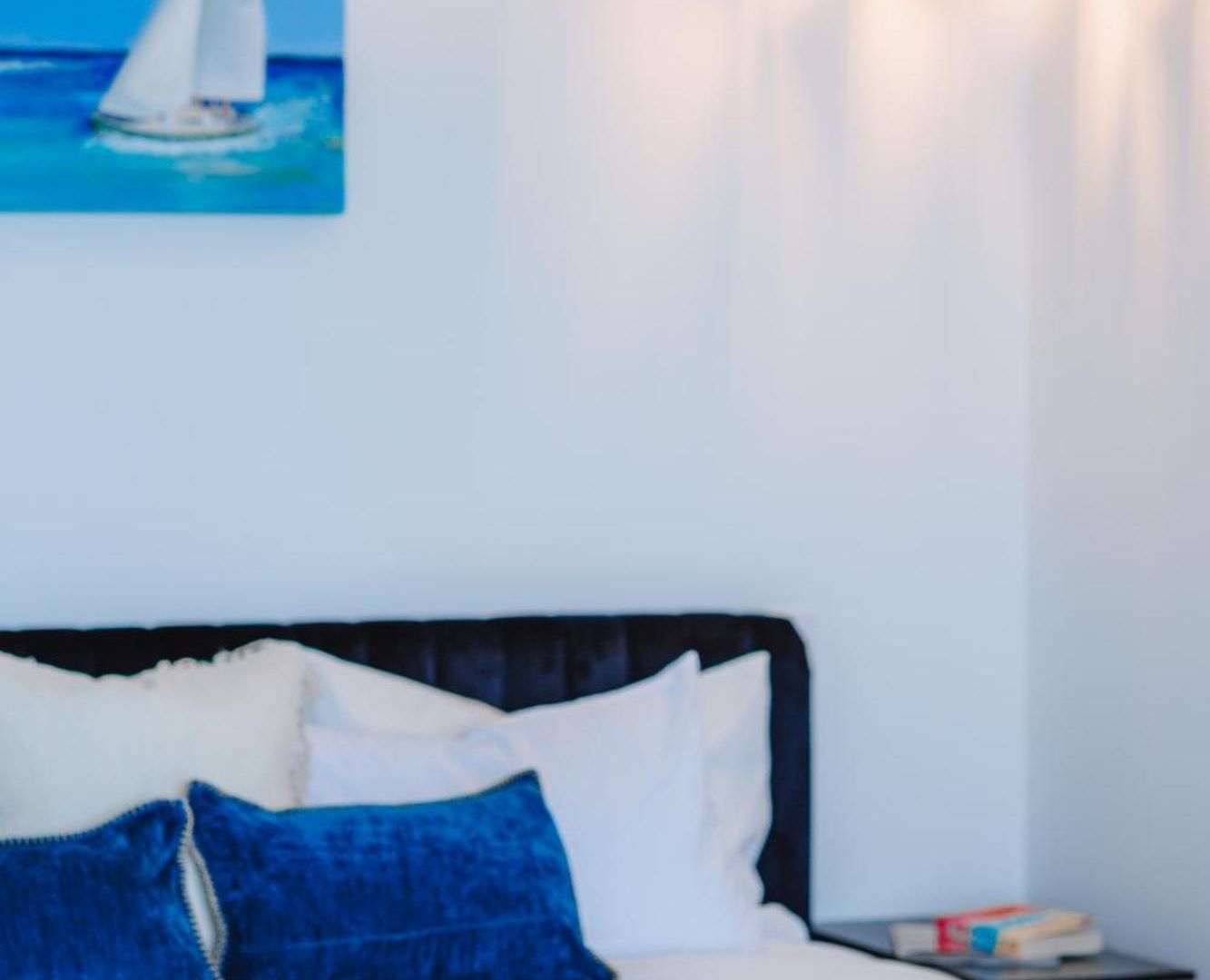 Apartment 3-bedroom With Sea View, Rooftop Pool, Study & Free Parking *