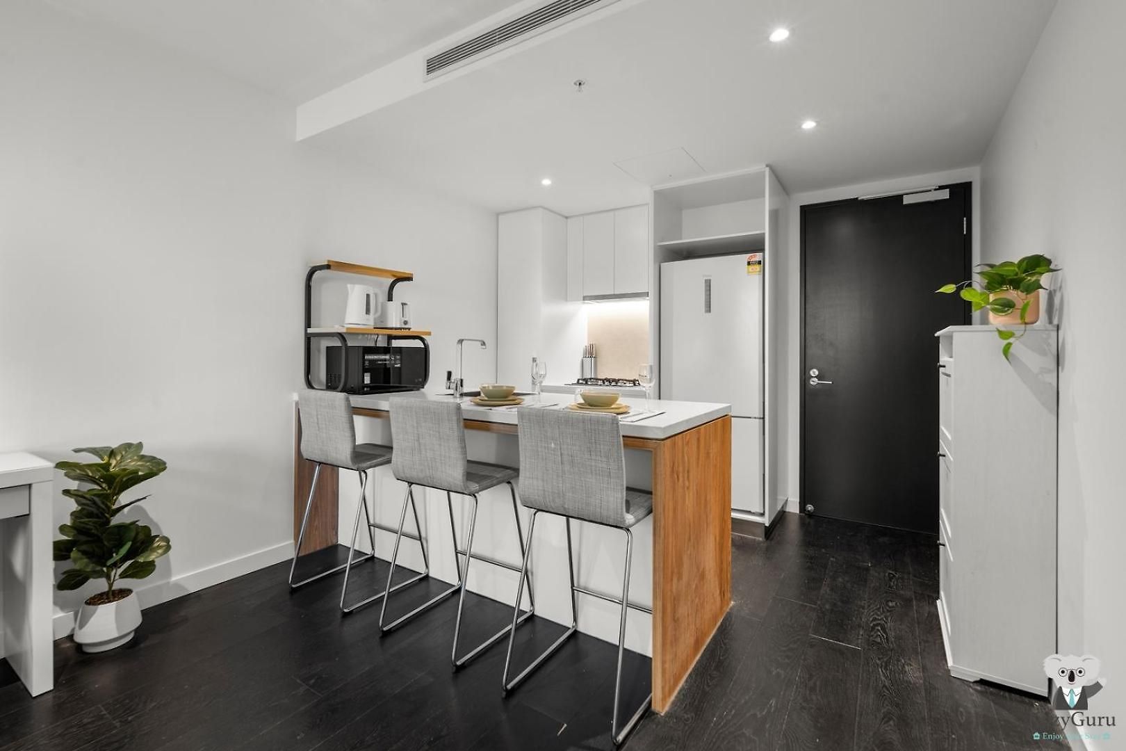 Kozyguru | Fortitude Valley | Stylish Pad *
