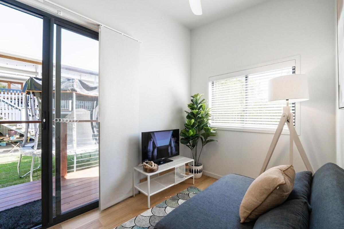 Apartment Tiny 1bd, 1ba In Clayfield, Near Cbd M2