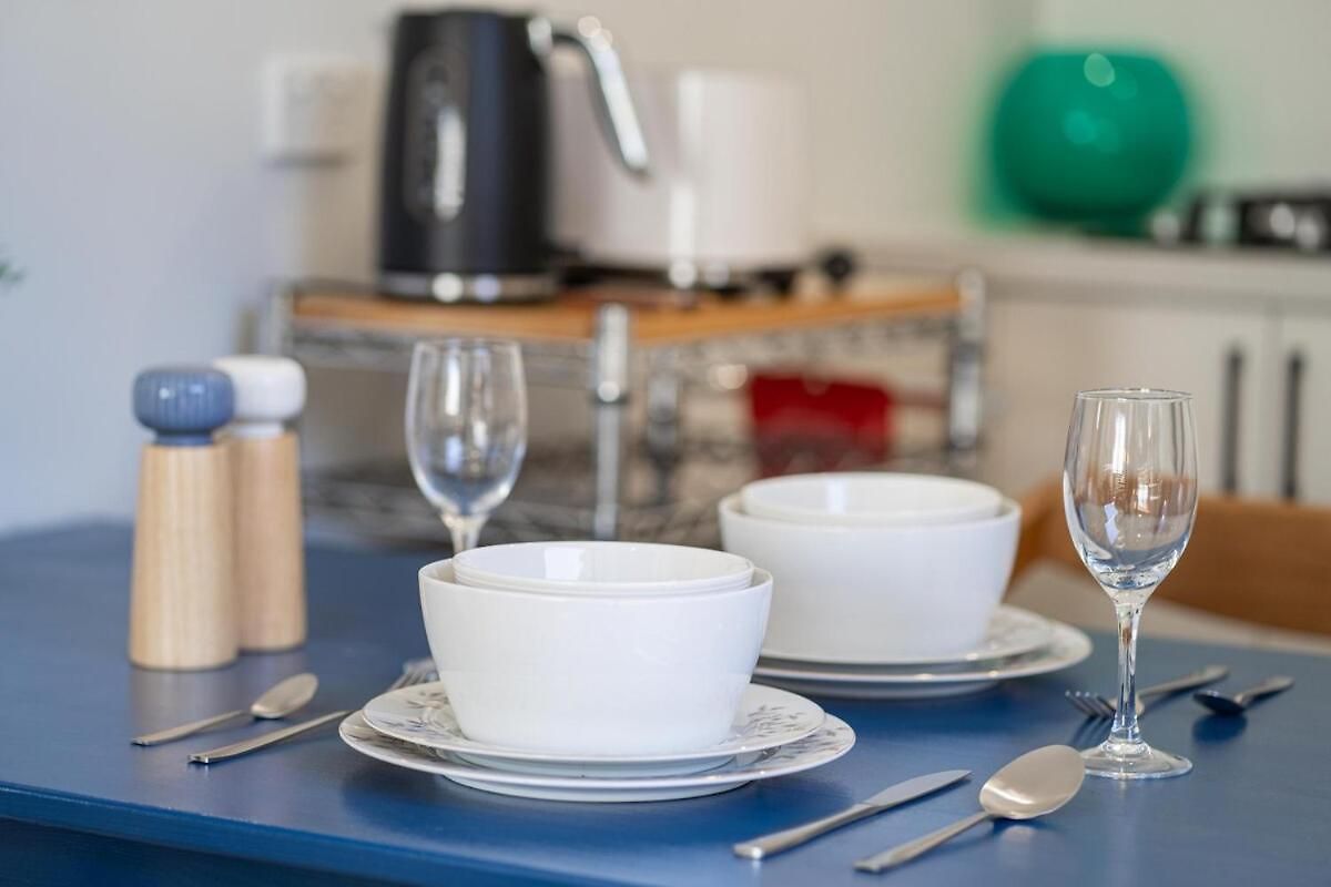 Tiny 1bd, 1ba In Clayfield, Near Cbd M2 Apartment