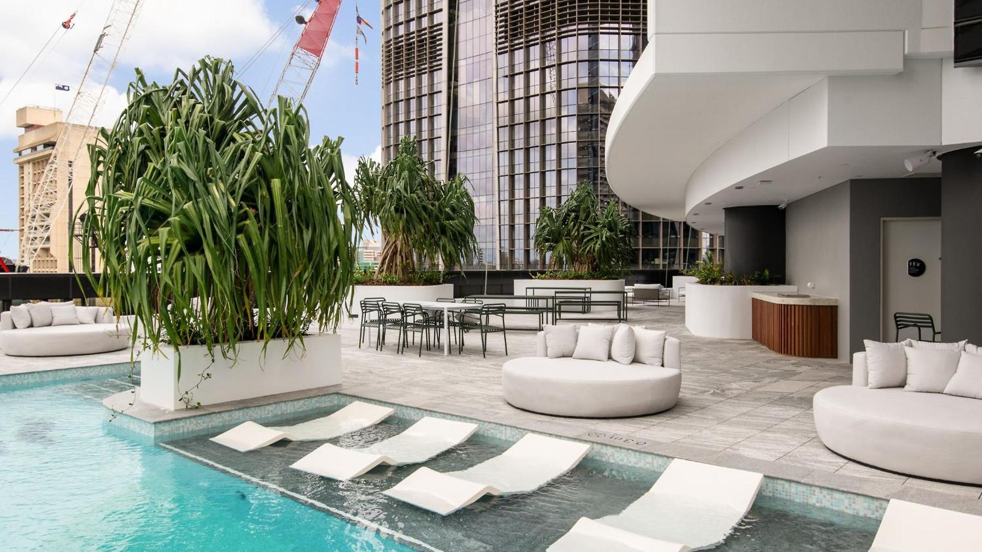 Apartment Qw Riverside Luxe By Independent Host