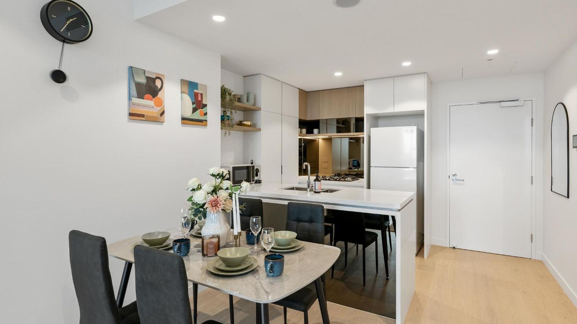 Qw Riverside Luxe By Independent Host Apartment *