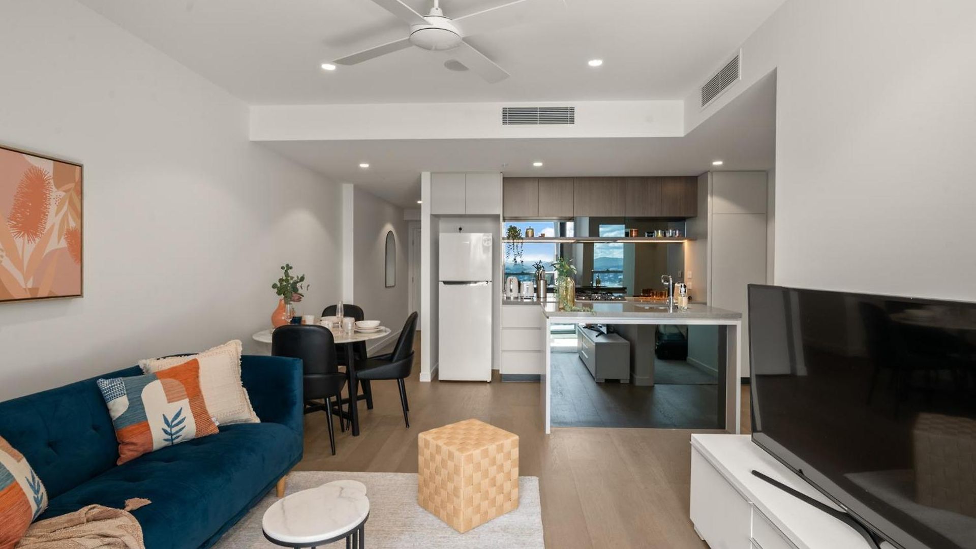 Qw Riverside Luxe By Independent Host Apartment *