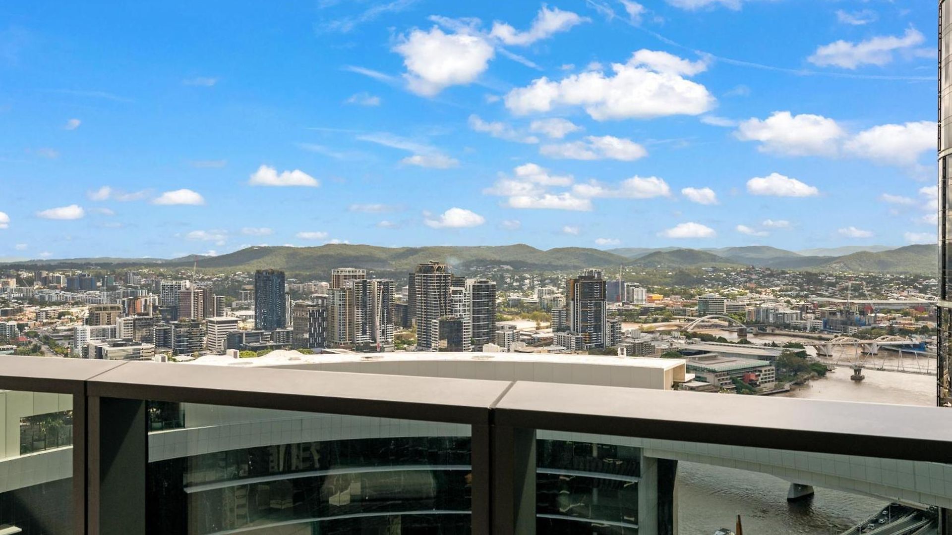 Qw Riverside Luxe By Independent Host Apartment Brisbane