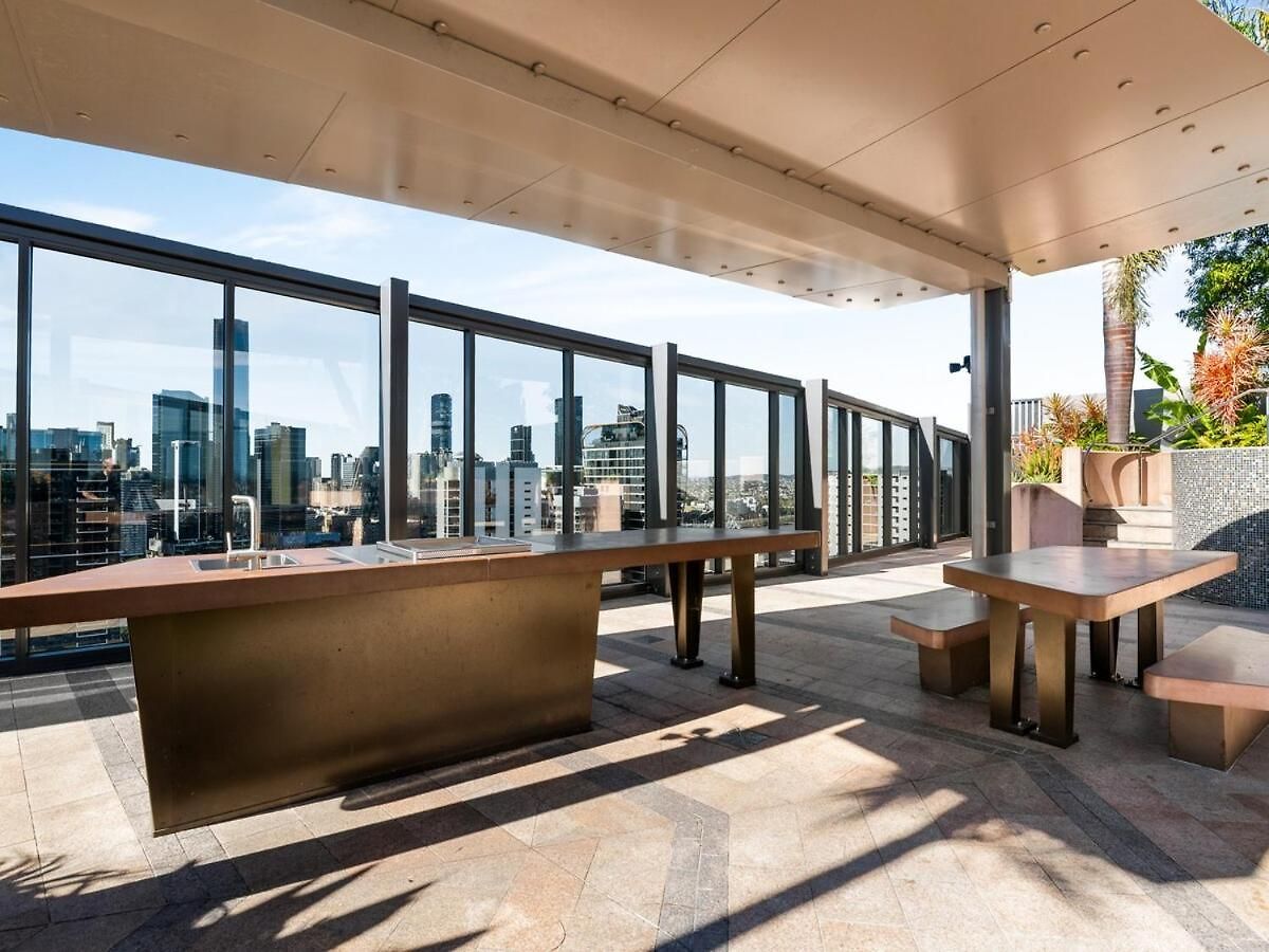 Floor To Ceiling River& Mountain View Location
