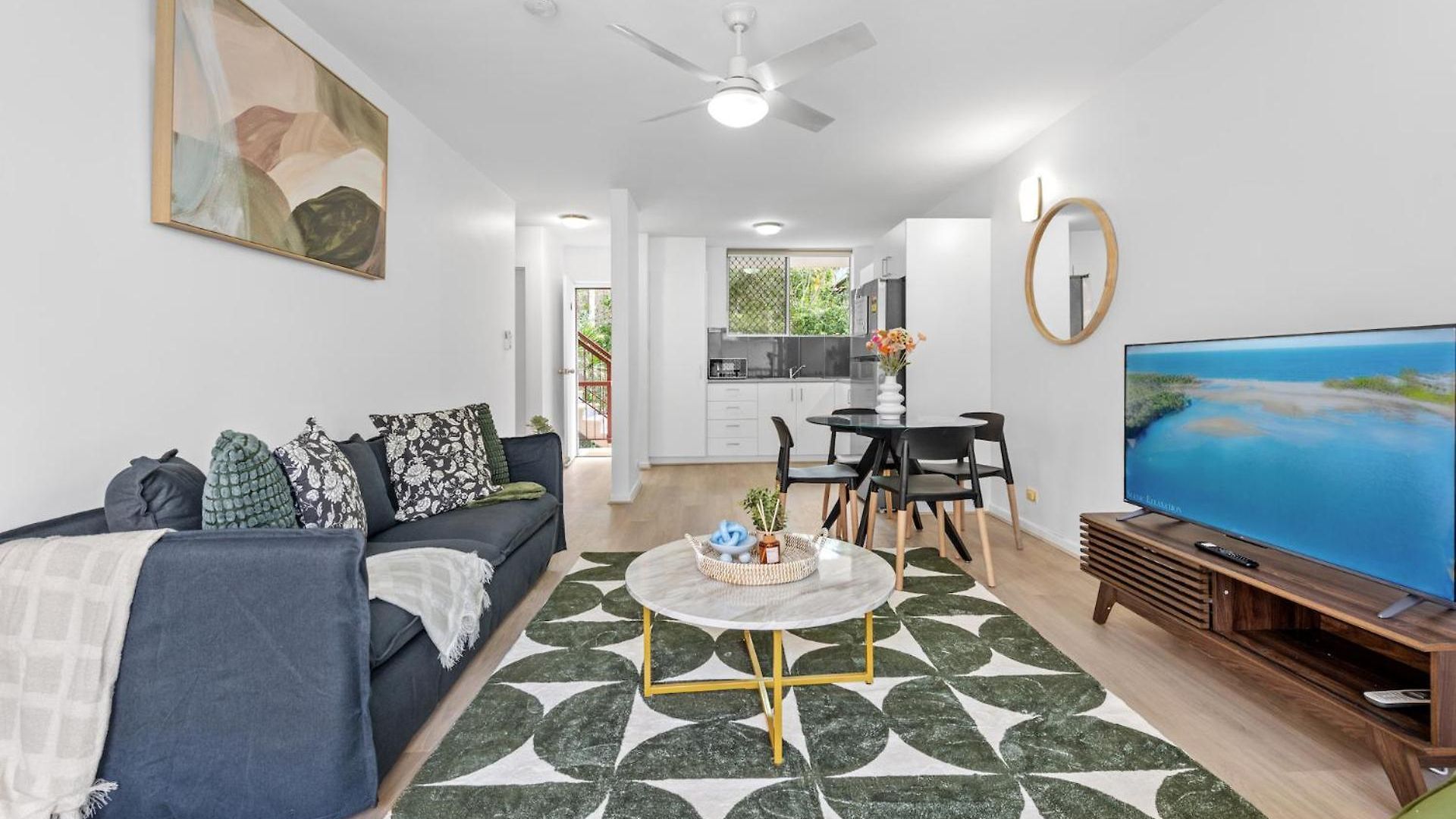 Spacious 2br Near Hospital, Qut And Cbd With Parking! * Brisbane