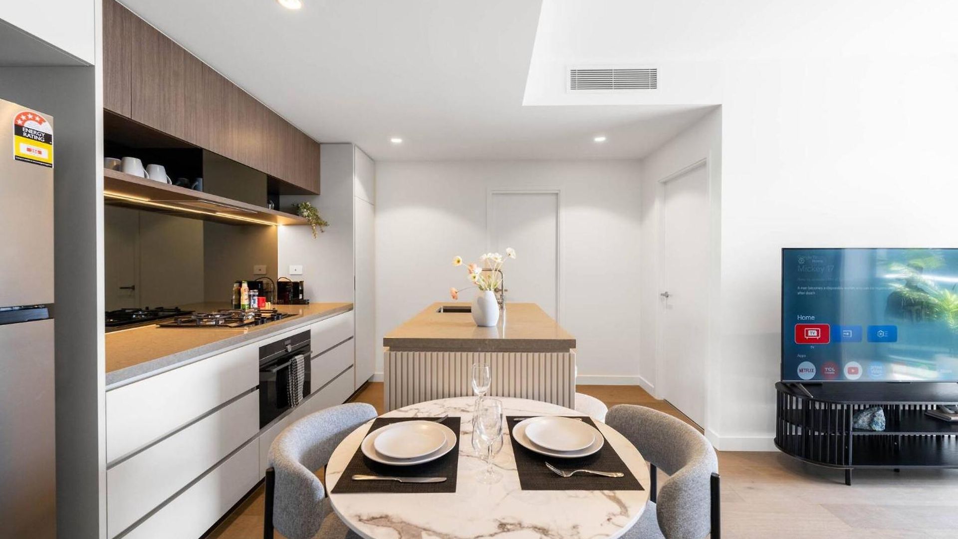 Apartment 1bedroom With Sofa Bed In Queen's Wharf Bne - Lv 33 *