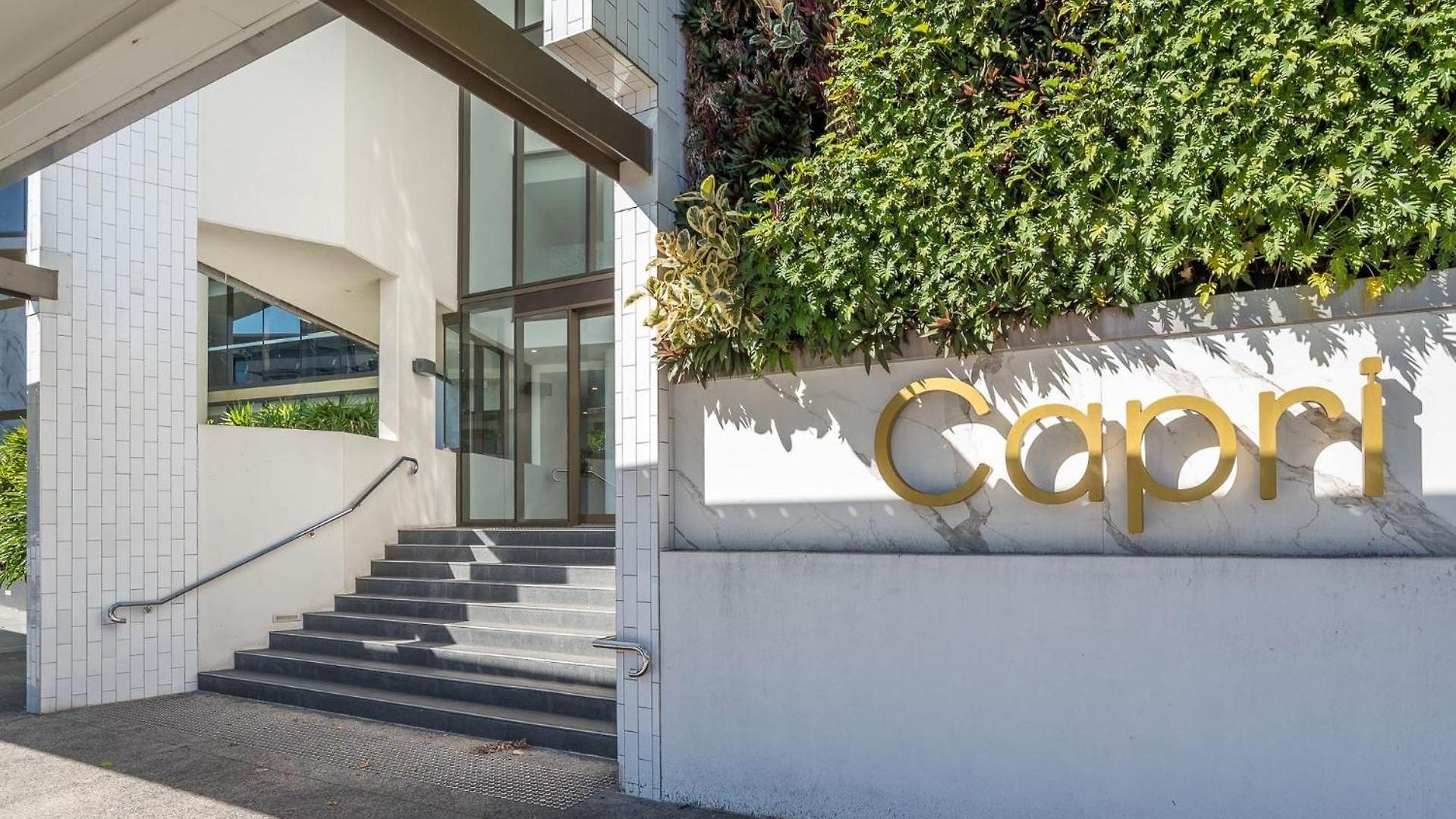 The Capri Vista Residence Newstead Apartment *
