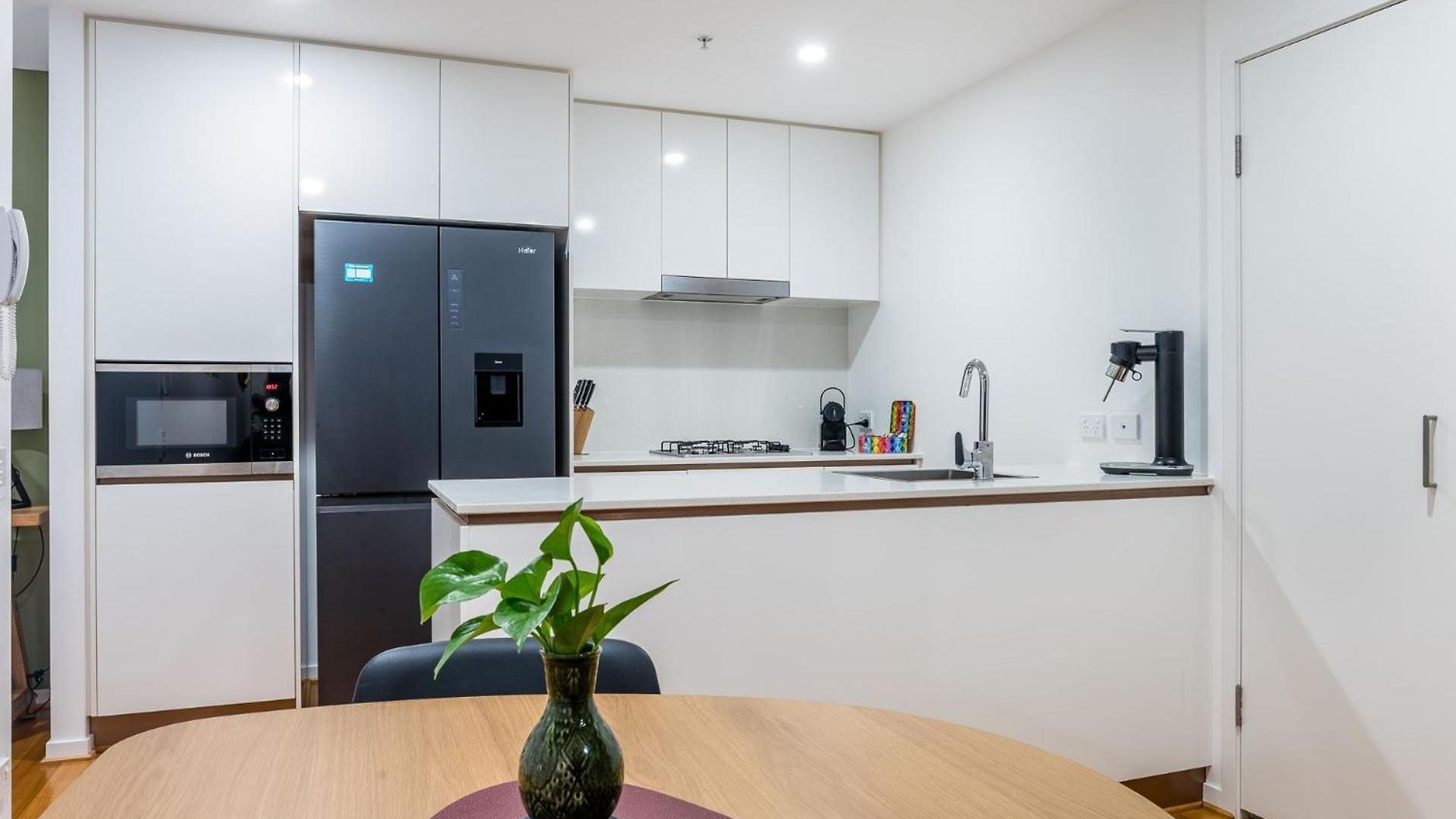 The Capri Vista Residence Newstead Apartment *
