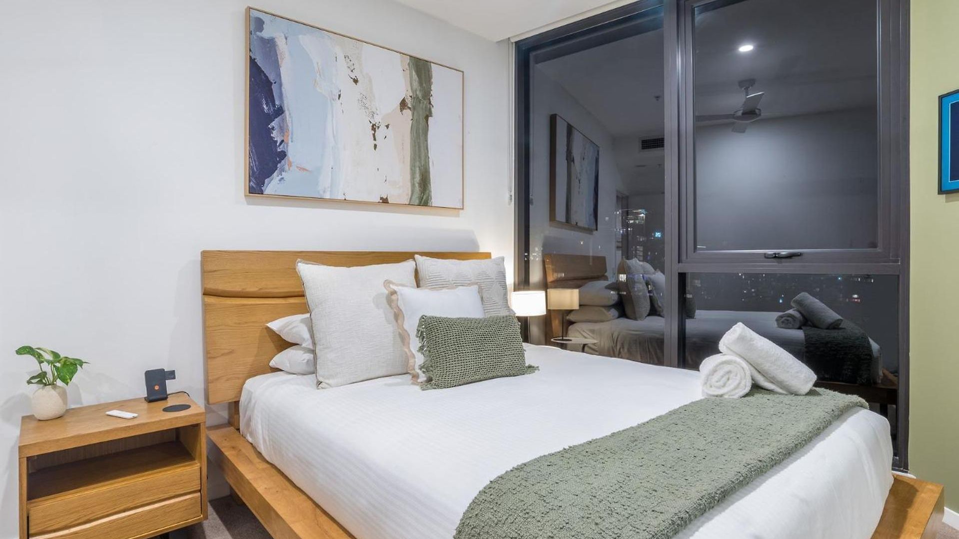 The Capri Vista Residence Newstead Apartment *