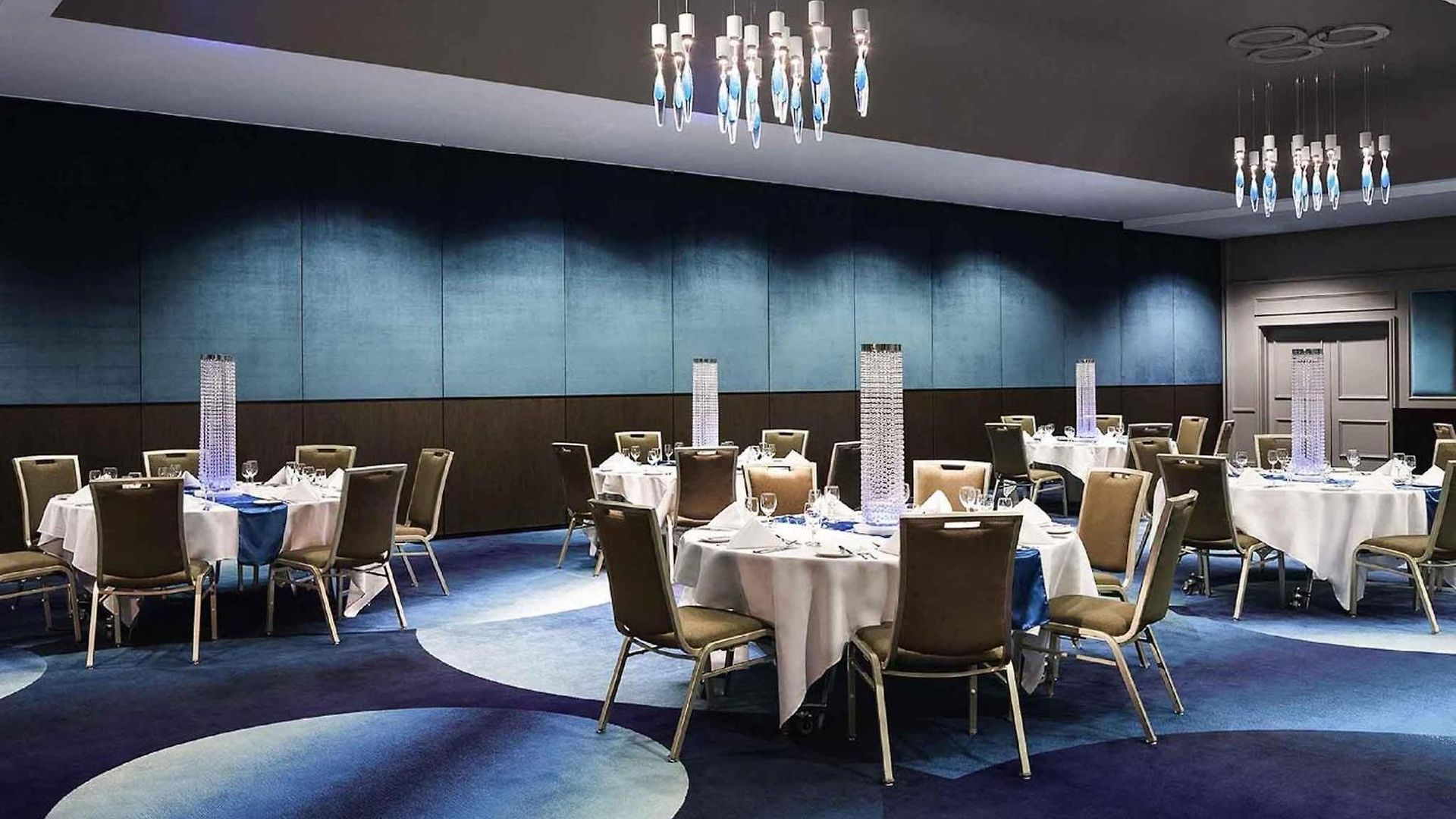 Mercure King George Square 4* Brisbane